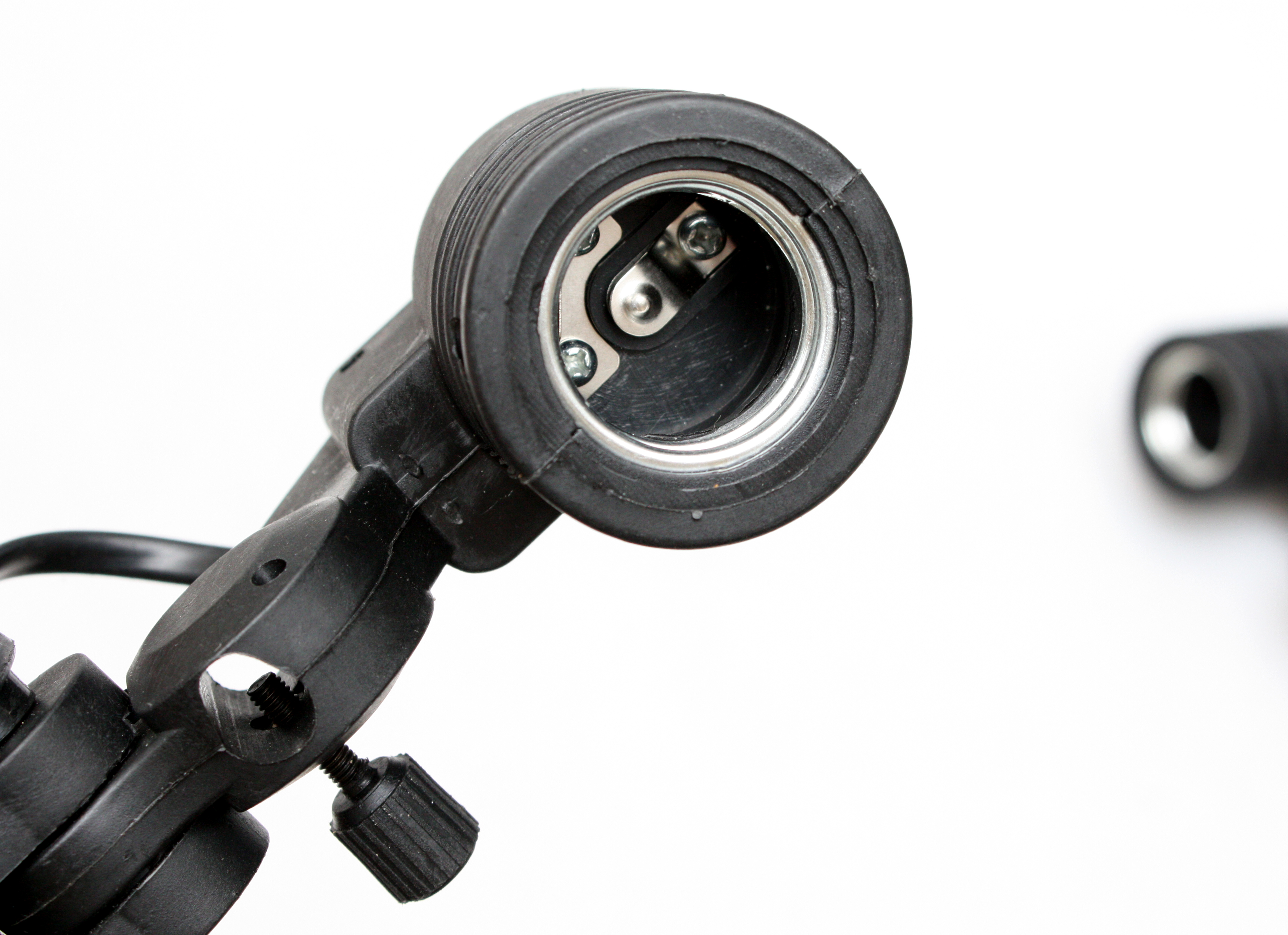 A pair of constant lights, using E27 lamps - adjustable brackets, non dimmable - Image 2