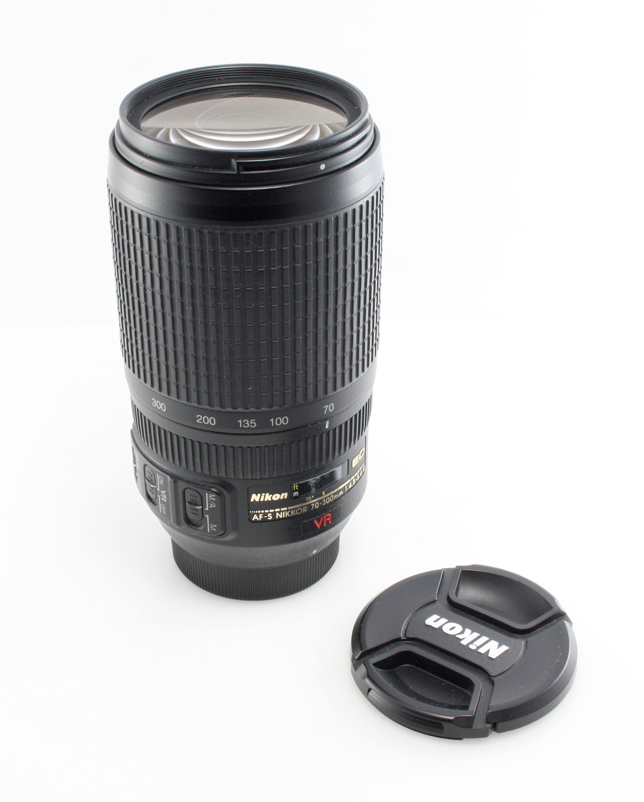Nikon AF-S 70-300mm F4.5-5.6 G AF-S VR Telephoto lens for Nikon DSLR - great condition