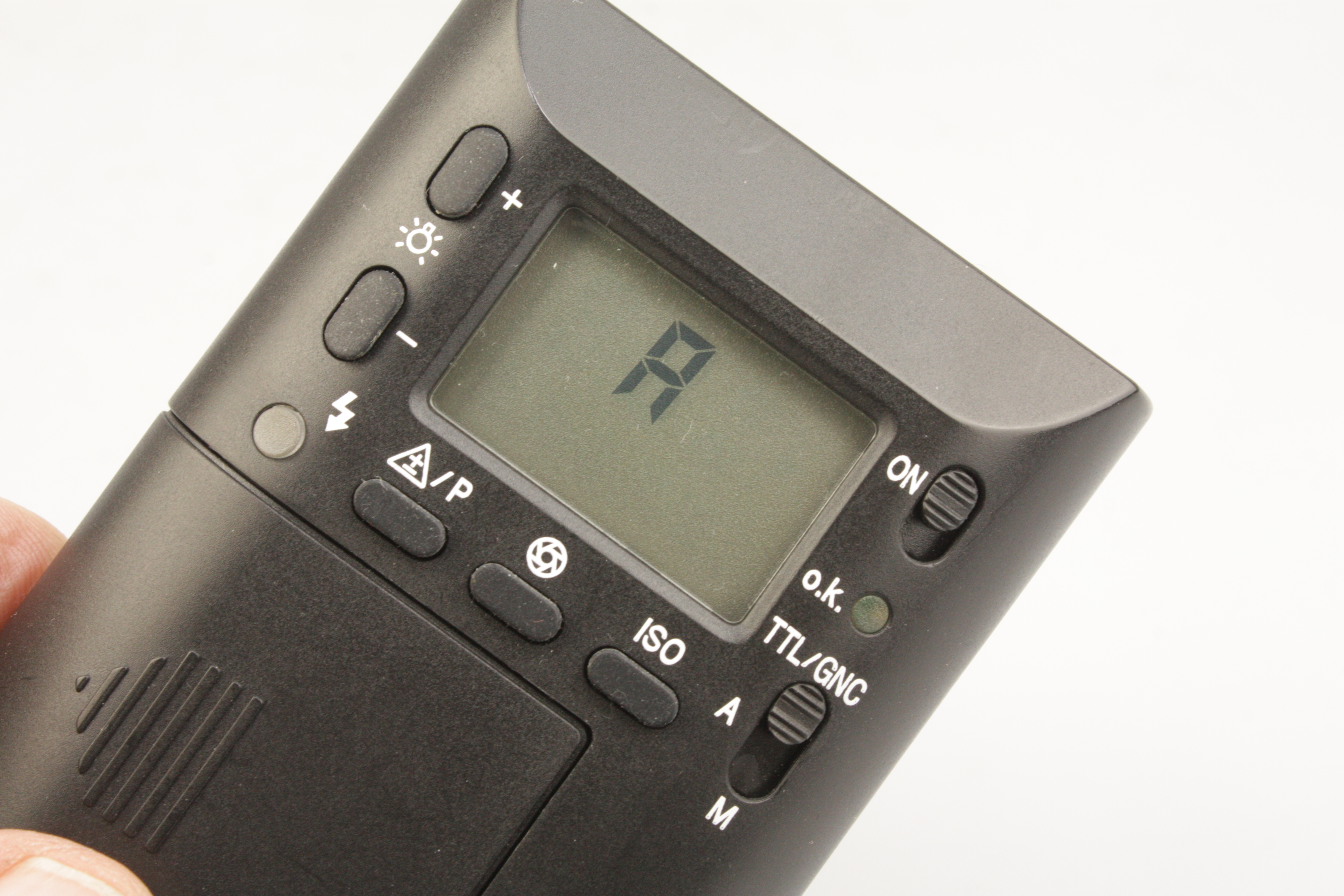 Leica SF 24D TTL Flash for Digital & film M Series Cameras - Image 4