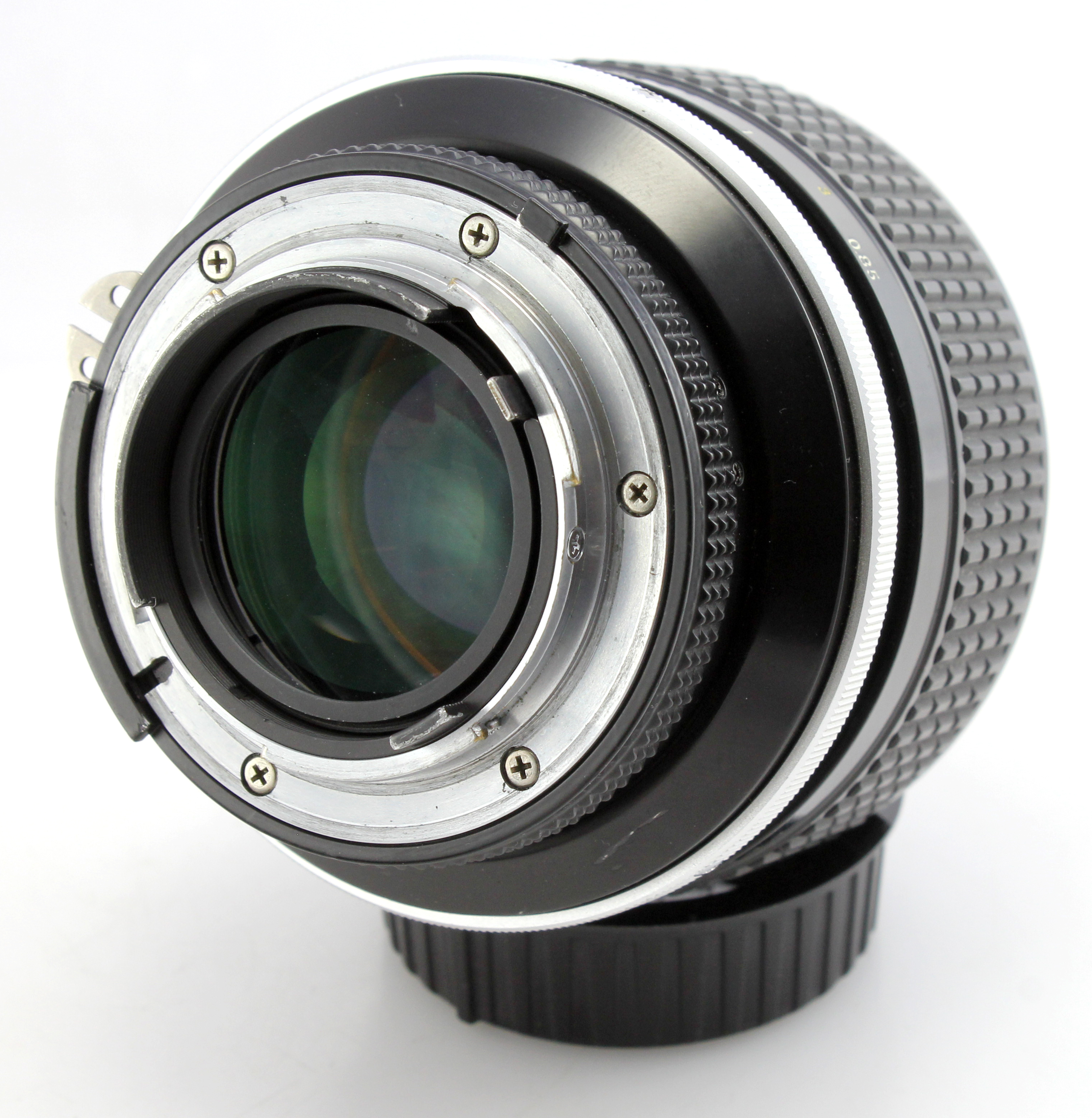 Nikon Nikkor 85mm f/1.4 AIS Prime Lens w/ HN-20 hood - Excellent Condition - Image 6