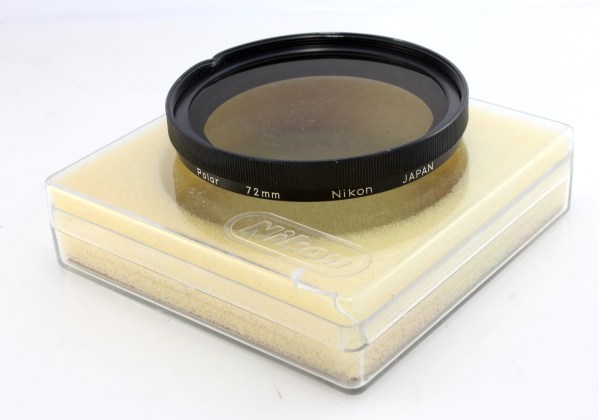 Nikon 72mm Polar filter in case - circular polarising filter