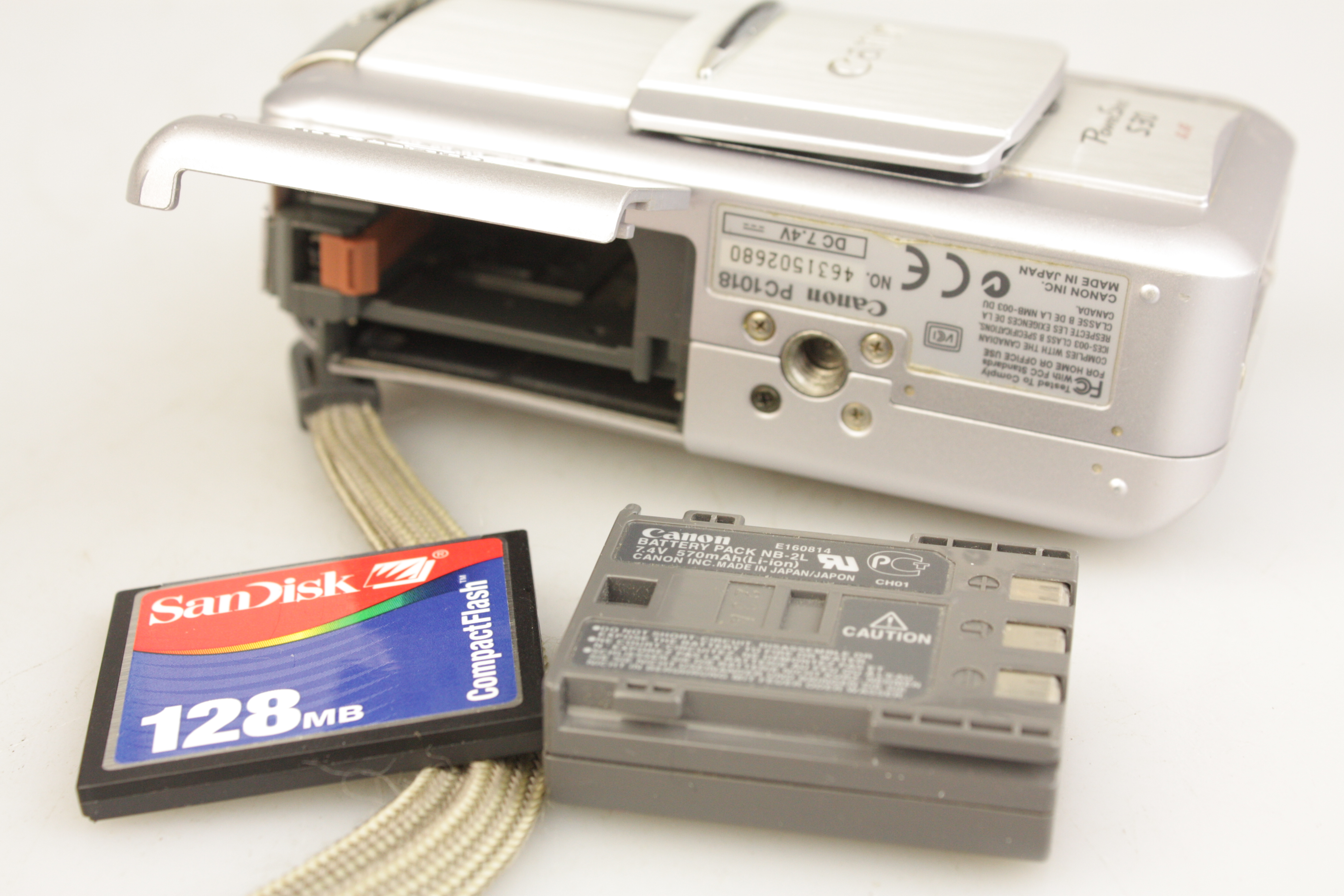 Olympus Camedia C-860L 1.8MP CCD Compact Camera w/ Smart Media Memory Card - Image 7