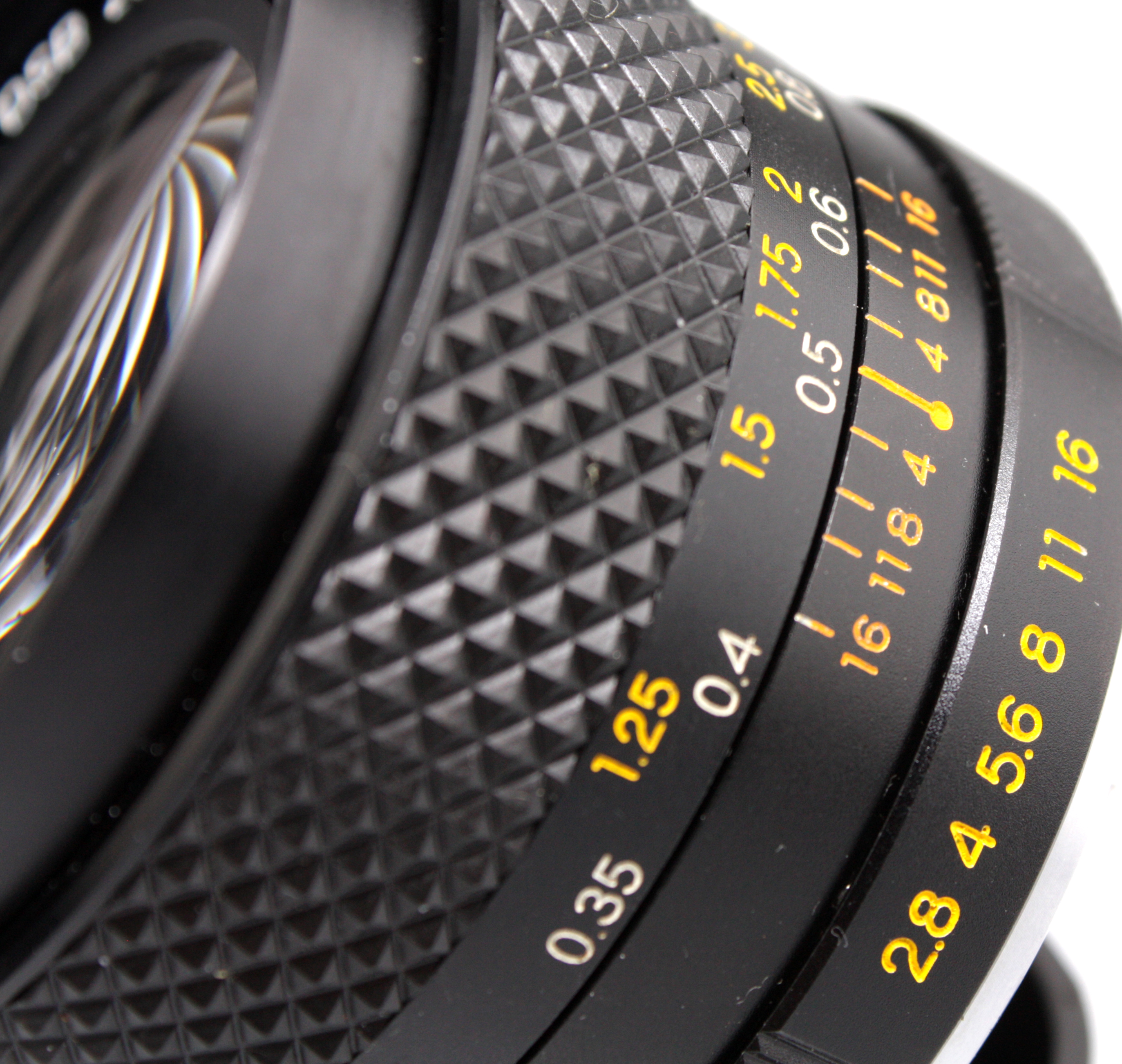 Yashica DSB 28mm f/2.8 Prime Lens - Yashica / Contax C/Y Mount - Image 6