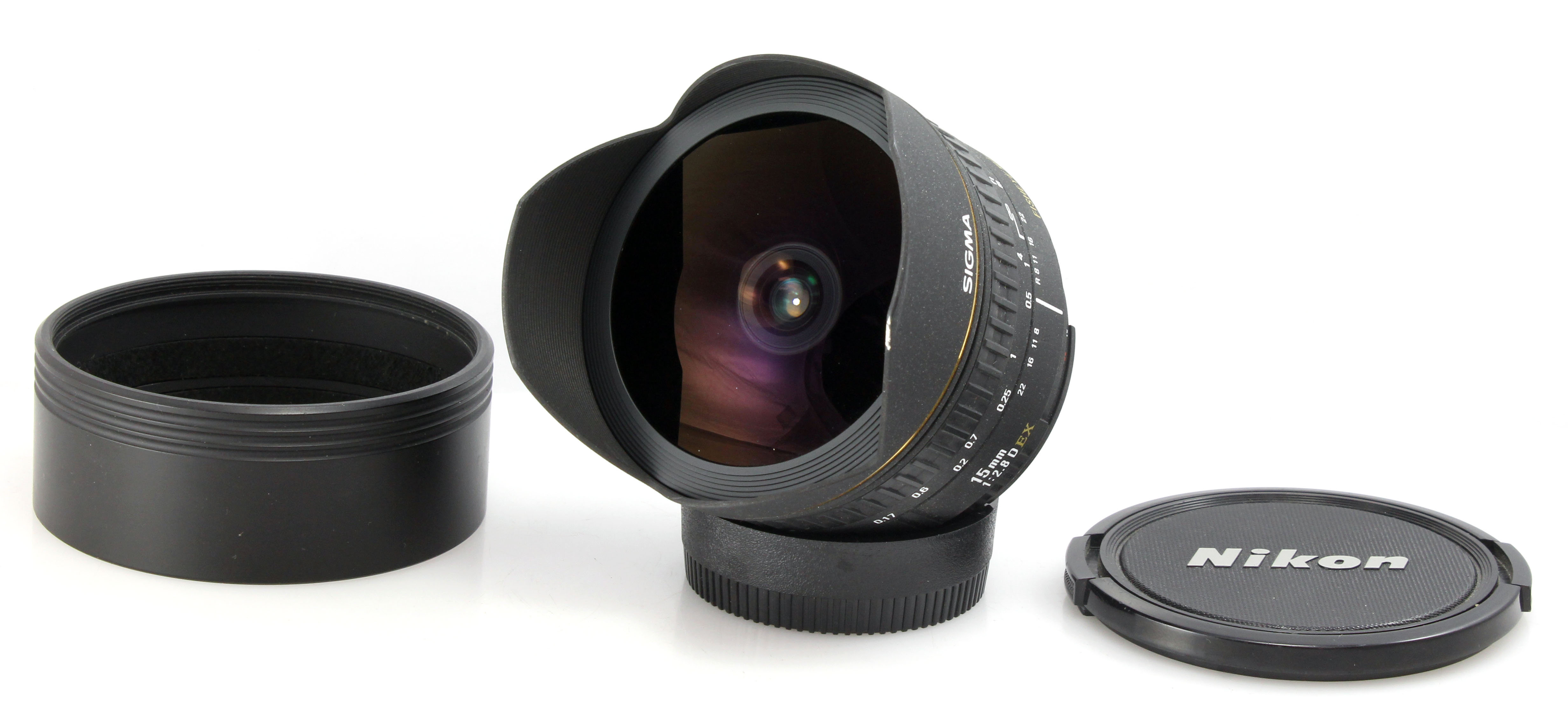 Sigma AF 15mm f/2.8 D EX Wide Fisheye Lens for Nikon NAF Mount Cameras