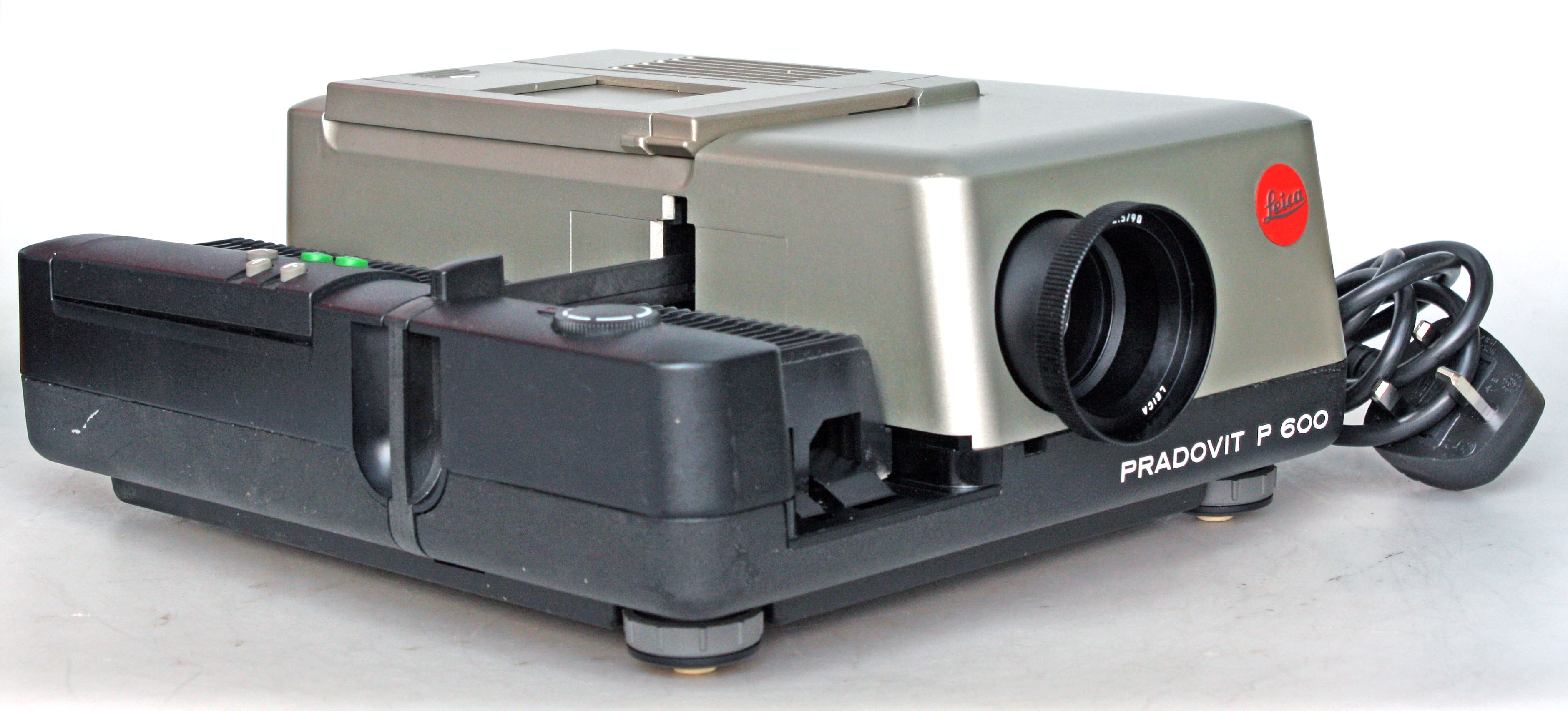Leica Pradovit P 600 P600 AutoFocus 35mm Slide Projector with 90mm f2.5 Leica Lens - Image 6