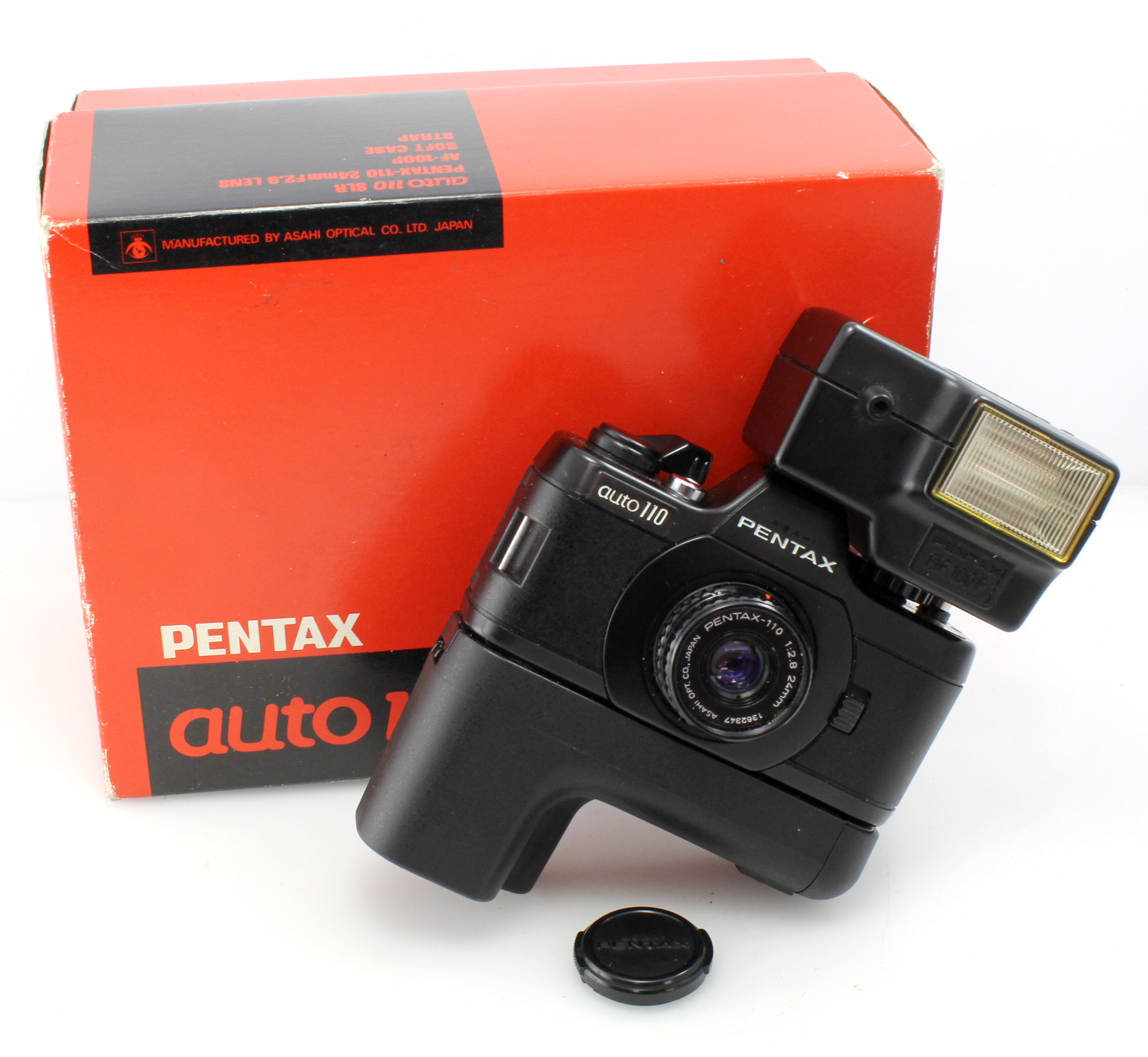 PENTAX auto 110 SLRシステム Shooting With The World's Smallest SLR
