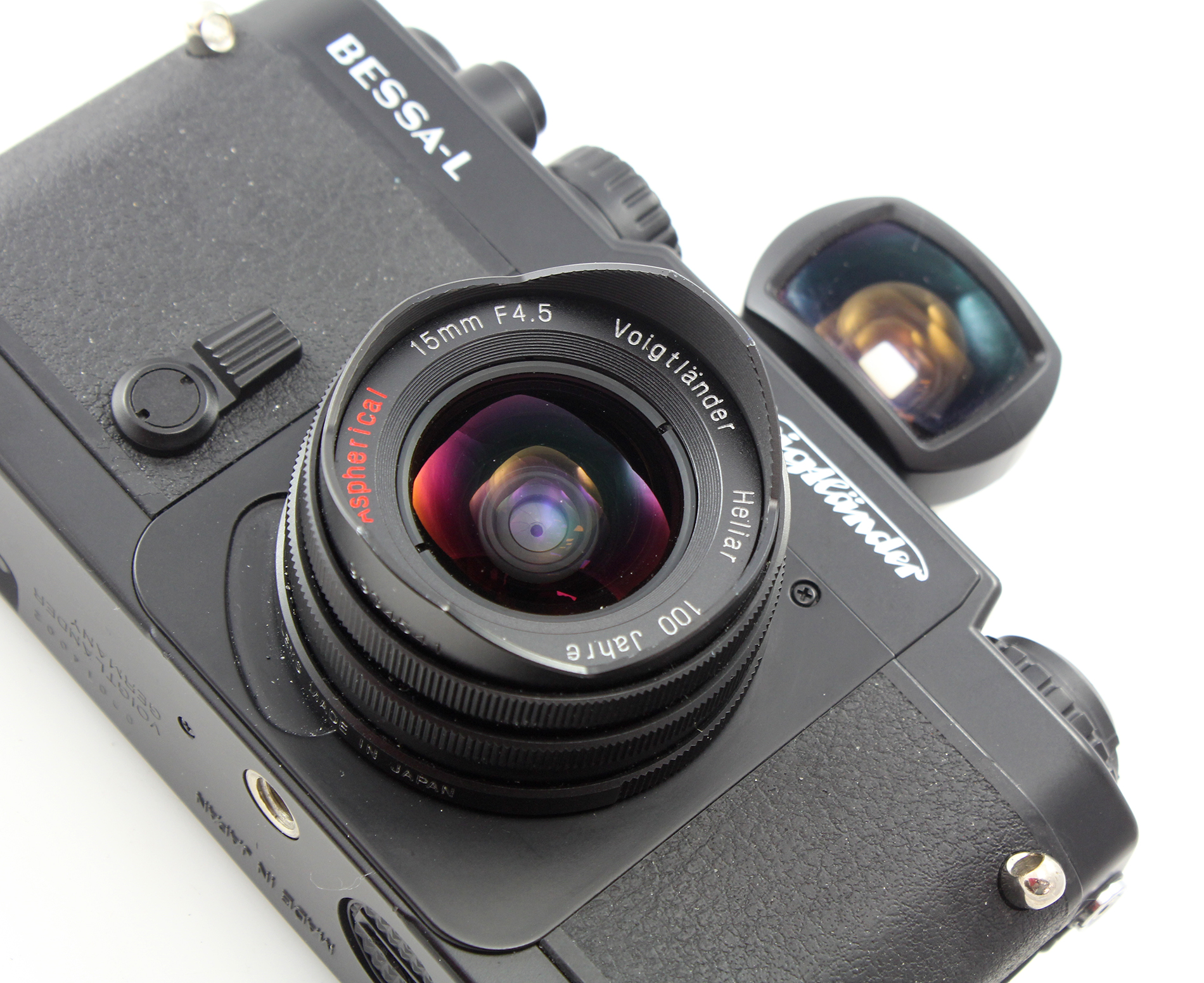 【貴重・限定色】Voigtländer BESSA-L HELIAR 15mm Bessa L - Love and Hate in Berlin - By Mike Brookes - 35mmc