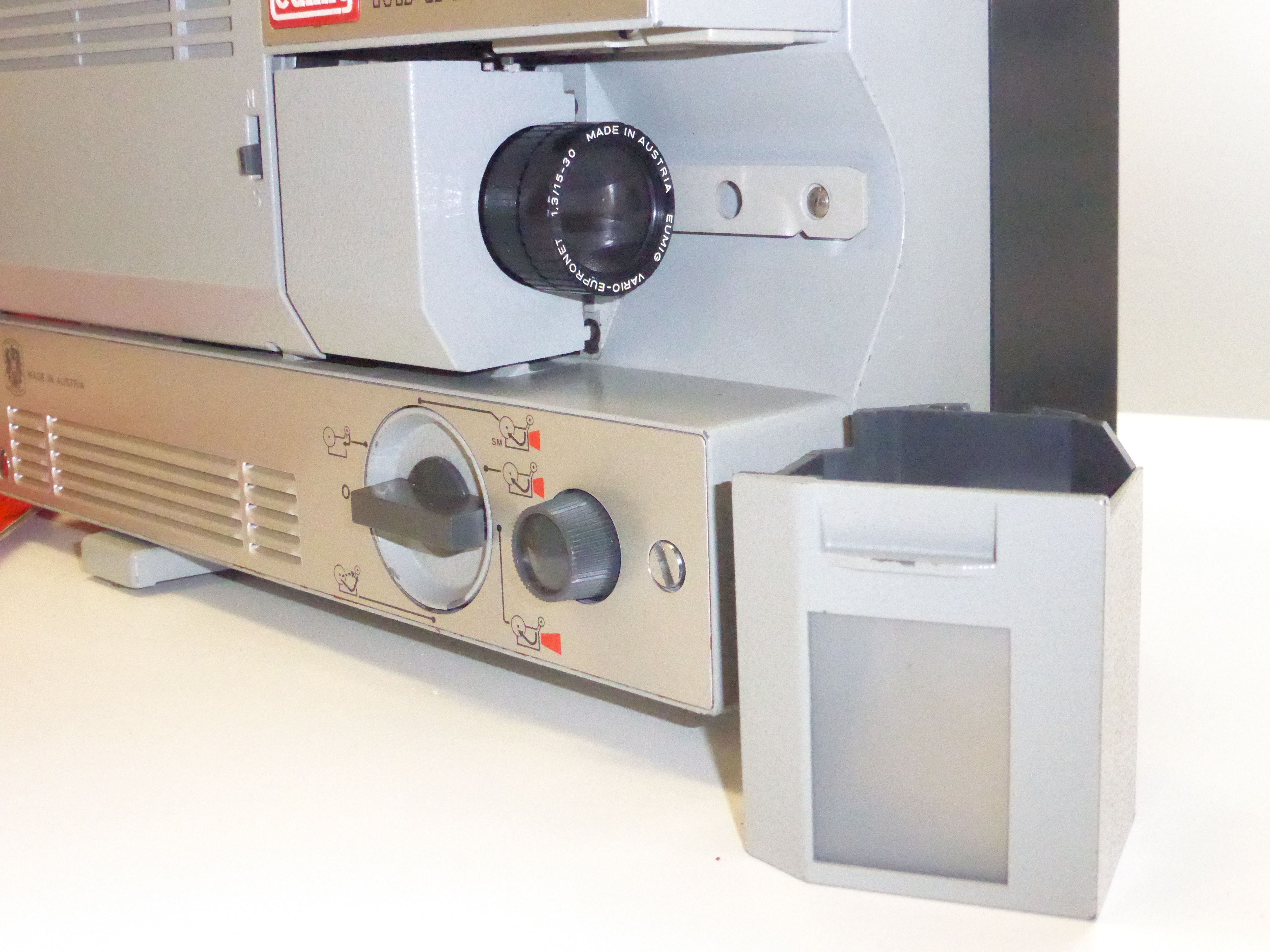 Eumig Mark 510D Super-8 Projector - Boxed - Image 3