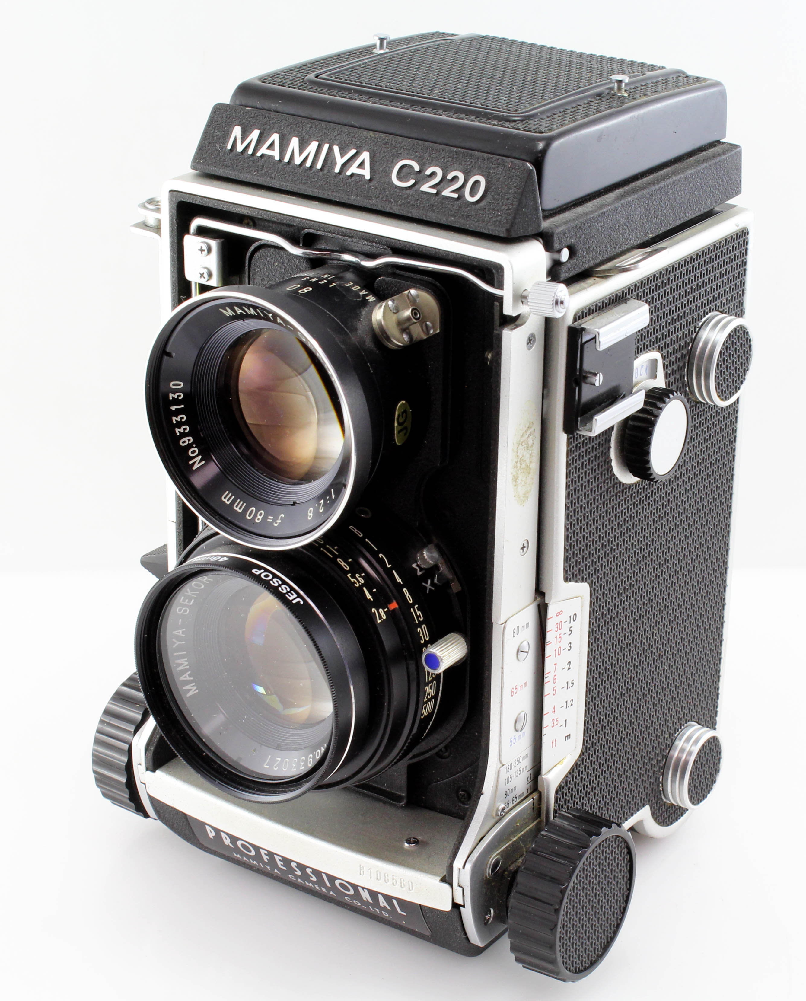 Mamiya C220 TLR Medium Format Camera with 80mm f/2.8 Lens (Blue Dot)