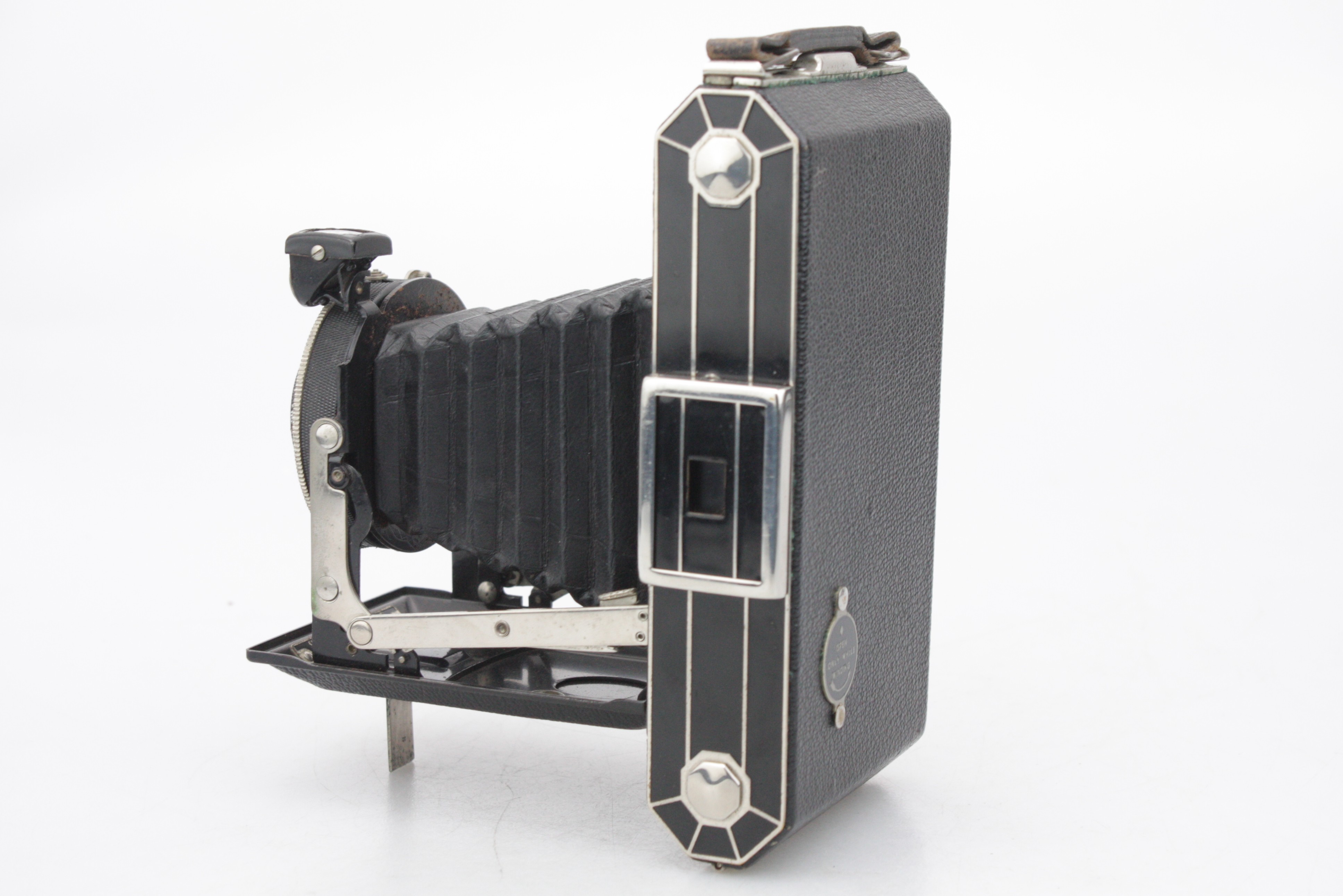 Kodak Art Deco Six-20 (620) folding Camera with 105mm f/4.5 Antistigmat - Image 3