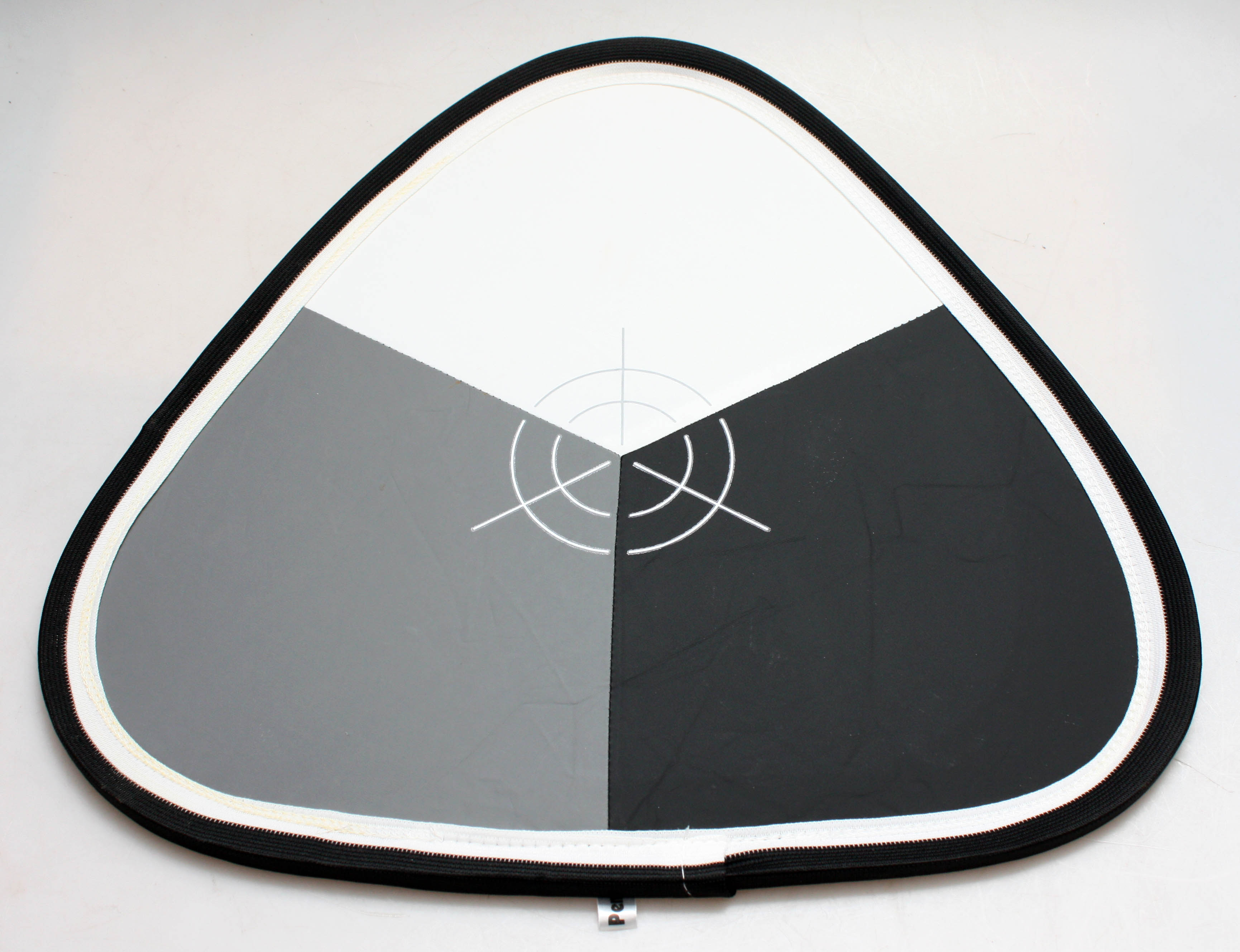 Lastolite XpoBalance 38cm Collapsible Grey / White balance card - Image 2