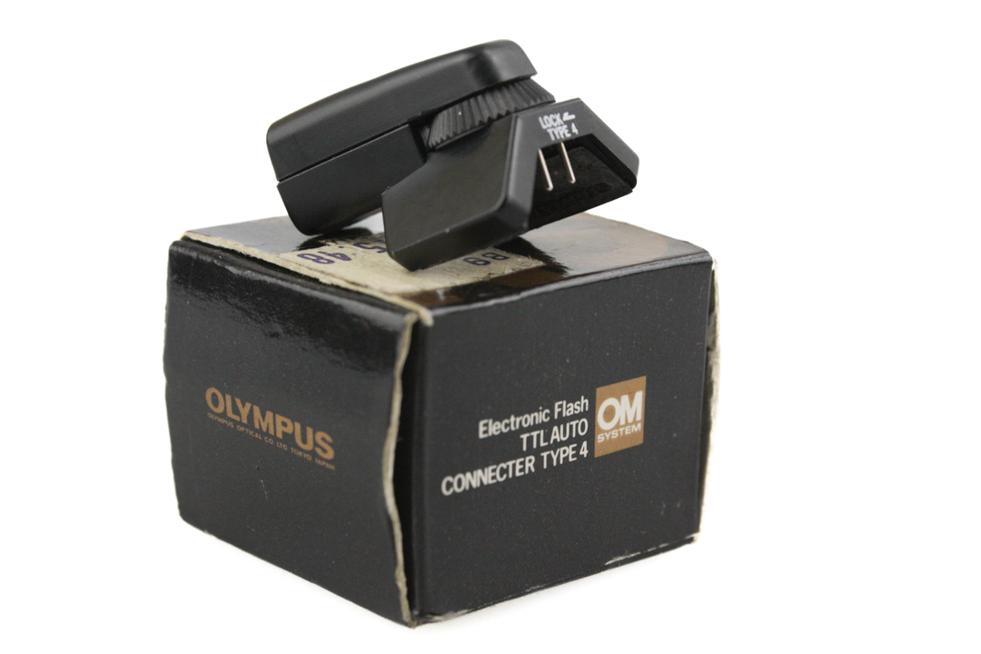 Olympus Electronic Flash TTL Connector Type 4 for Olympus OM1n and OM2N SLR cameras - Image 3