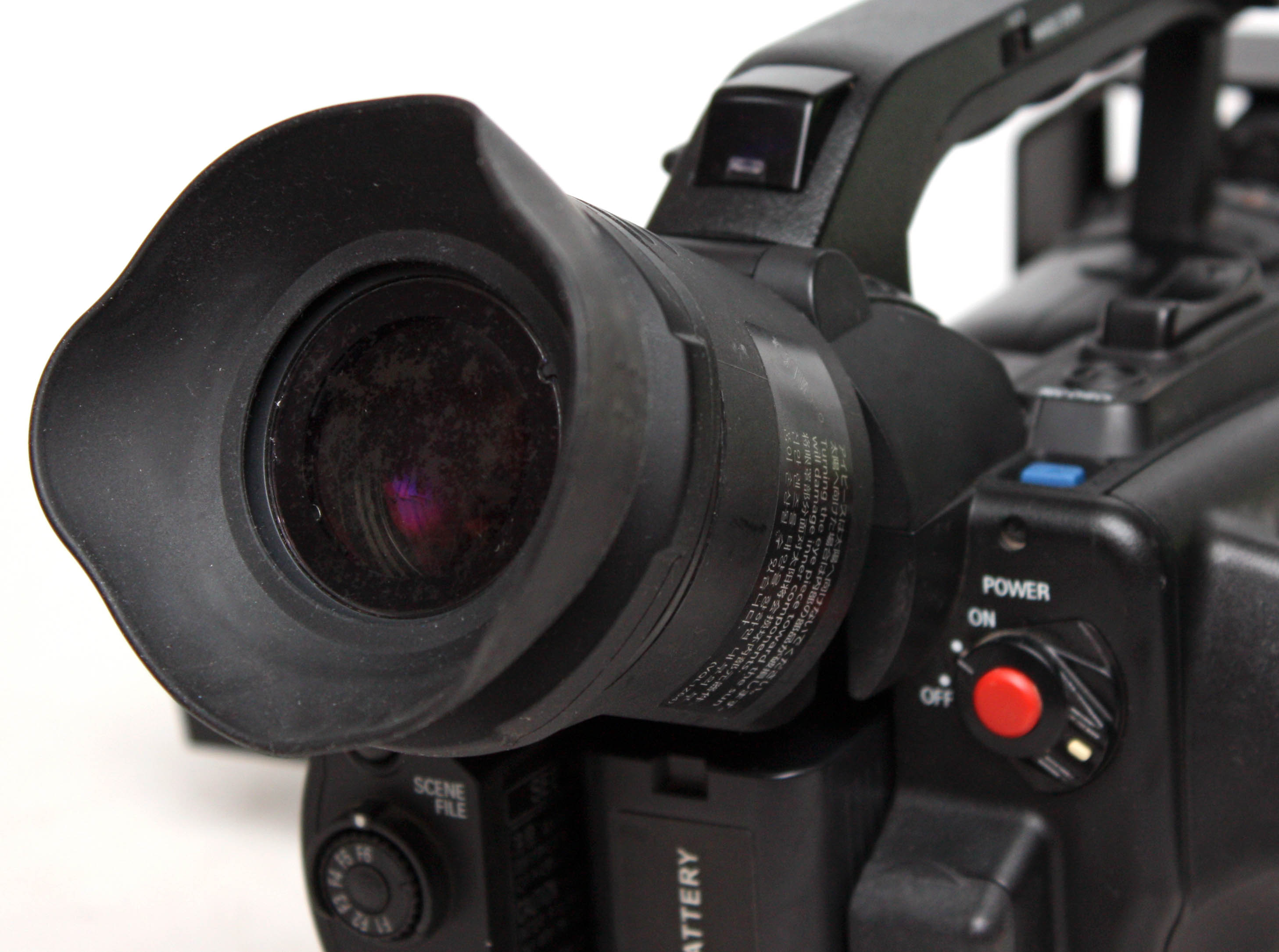 Panasonic DVX100B 3CCD 24p Mini-DV CCD Cinema Movie Camcorder w/ Leica f1.6 Zoom lens - Image 8