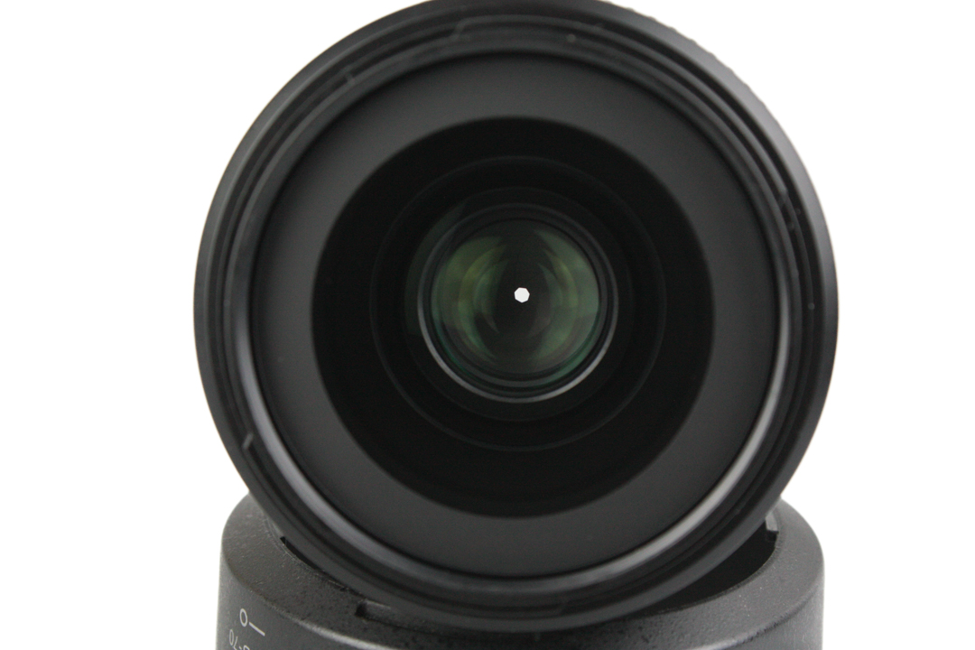 Nikon AF-S 35mm f1.8 G Wide Angle Prime Lens with hood - Image 4