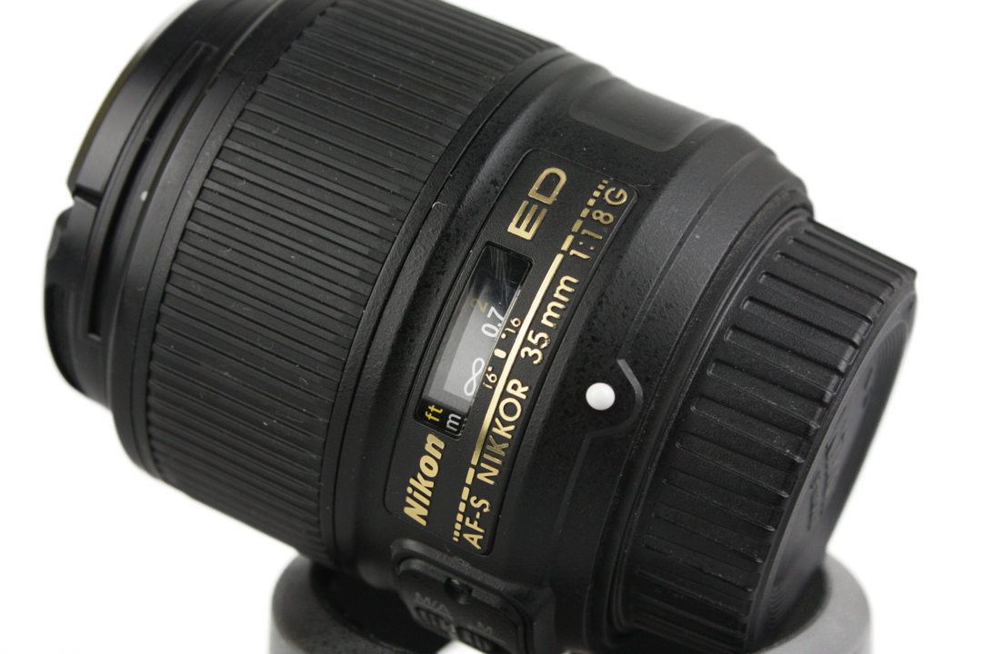 Nikon AF-S 35mm f1.8 G Wide Angle Prime Lens with hood - Image 6