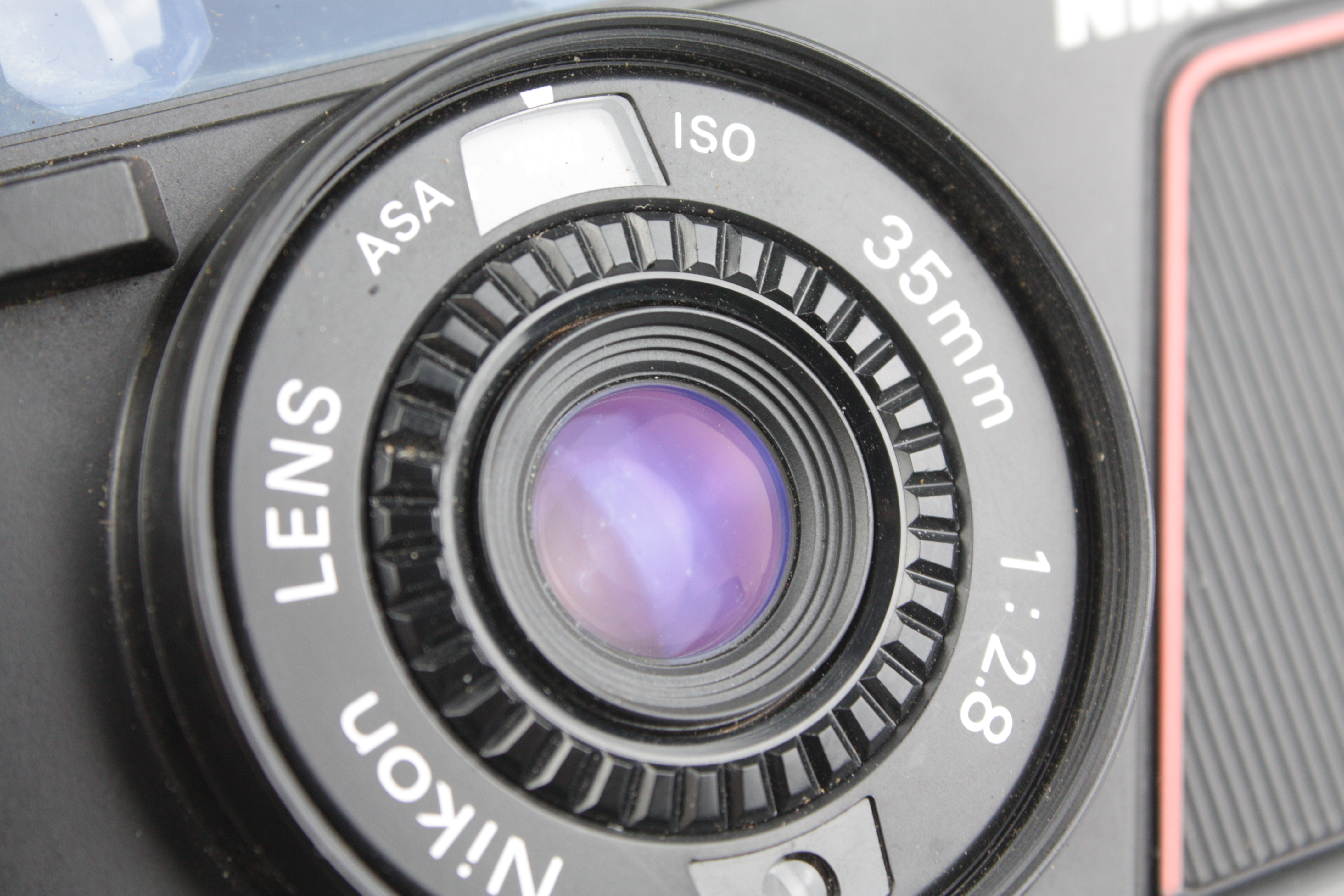 Nikon L35AF 35mm Compact Camera 35mm f/2.8 Lens +Case – The Real