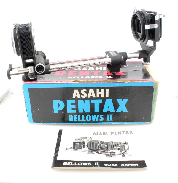 Boxed Asahi Pentax Bellows II kit W/ slide copier - M42 mount - excellent condition