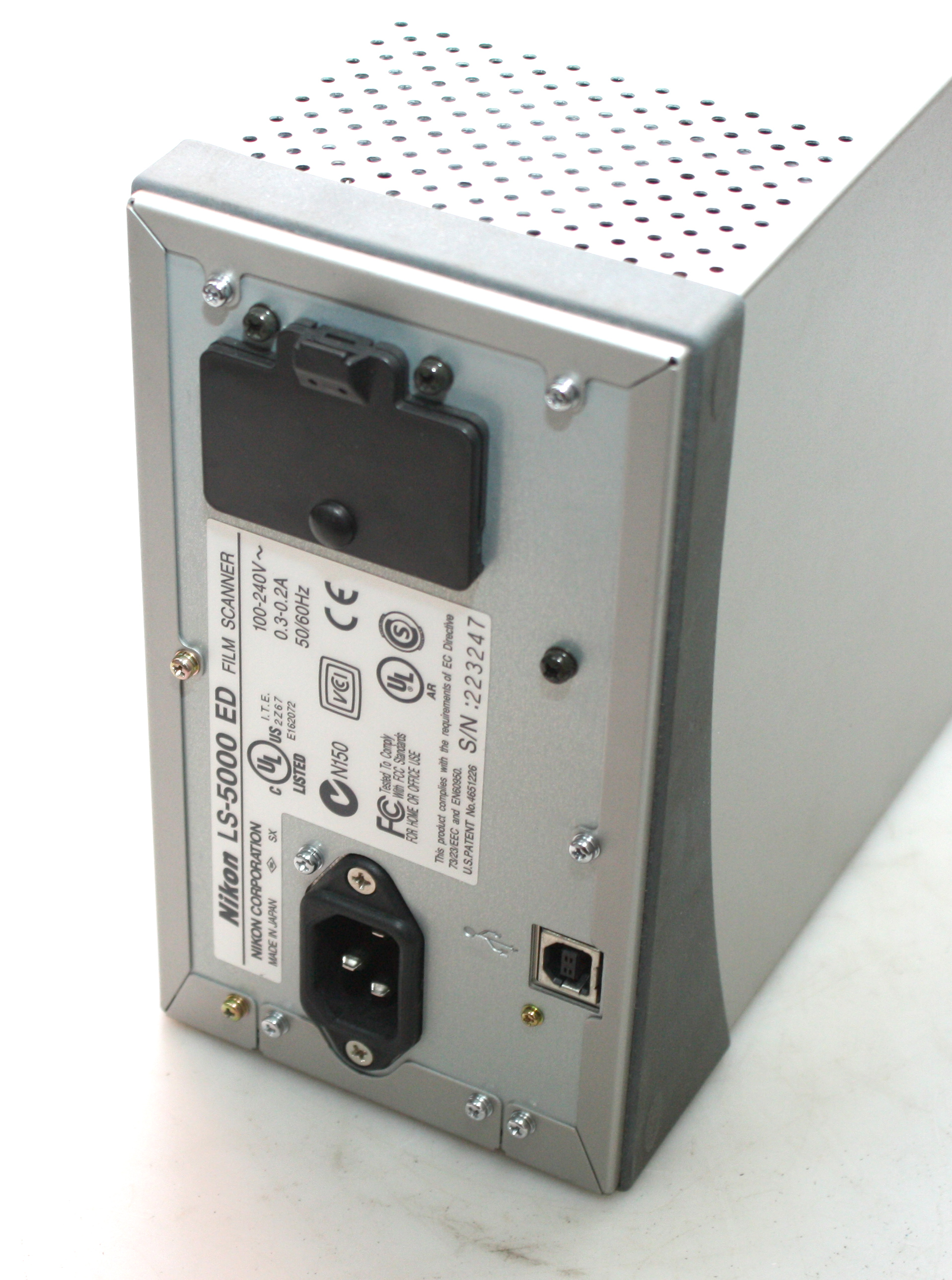 Nikon Coolscan 5000 ED 35mm Scanner with MA-20 + FH3 Film Adapter - great condition - Image 4