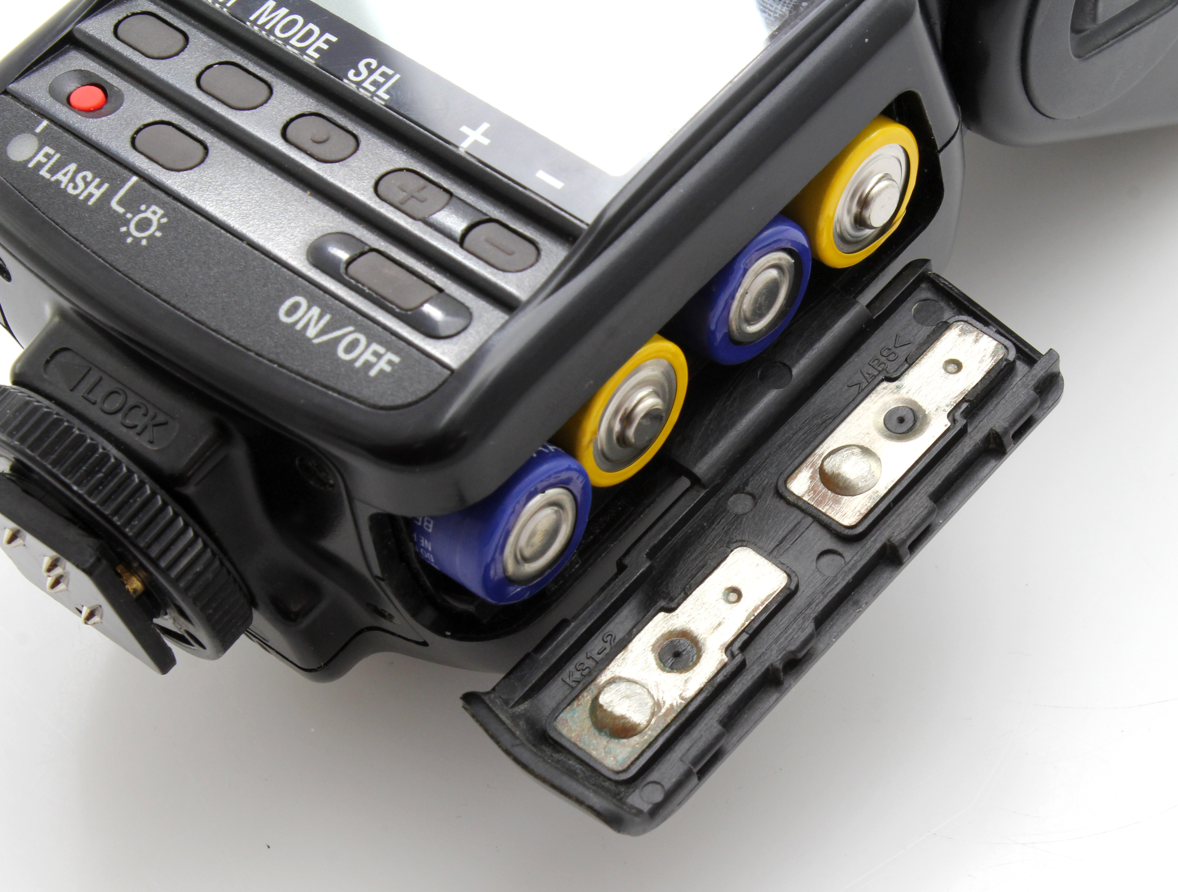 Nikon SB-28 Speedlight Flash Unit - Nikon 35mm SLR Cameras w/ Soft Pouch & Box - Image 6