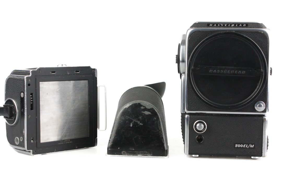 Hasselblad 500EL/M Medium Format Film Camera w/ 120 back and Prism Finder - Good condition - Image 6