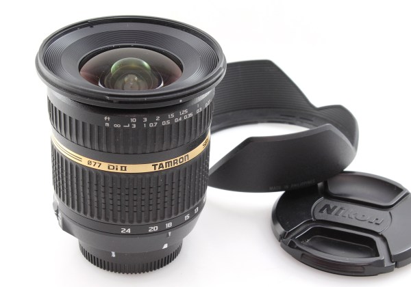 Tamron SP 10-24mm f/3.5-4.5 Di II Wide Zoom Lens - Nikon F Mount - Great condition with hood