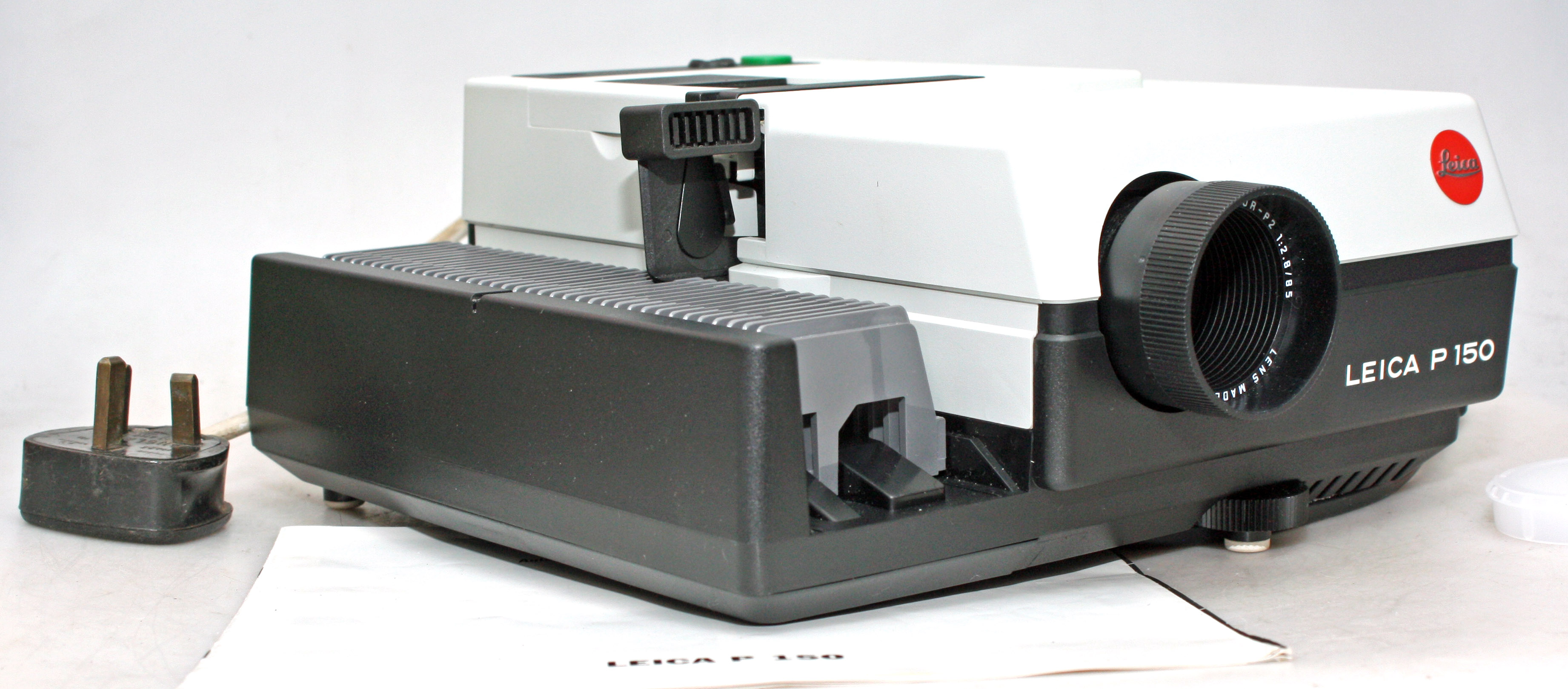 【希少♪】Leica PRADOVIT P 150 スライドプロジェクター♪ BOXED – Leica PRADOVIT P150 Slide PROJECTOR Leitz magazine