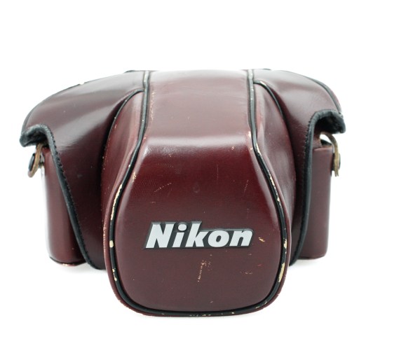Nikon CF-20 case ever-ready Burgundy case - for Nikon F3, F3HP