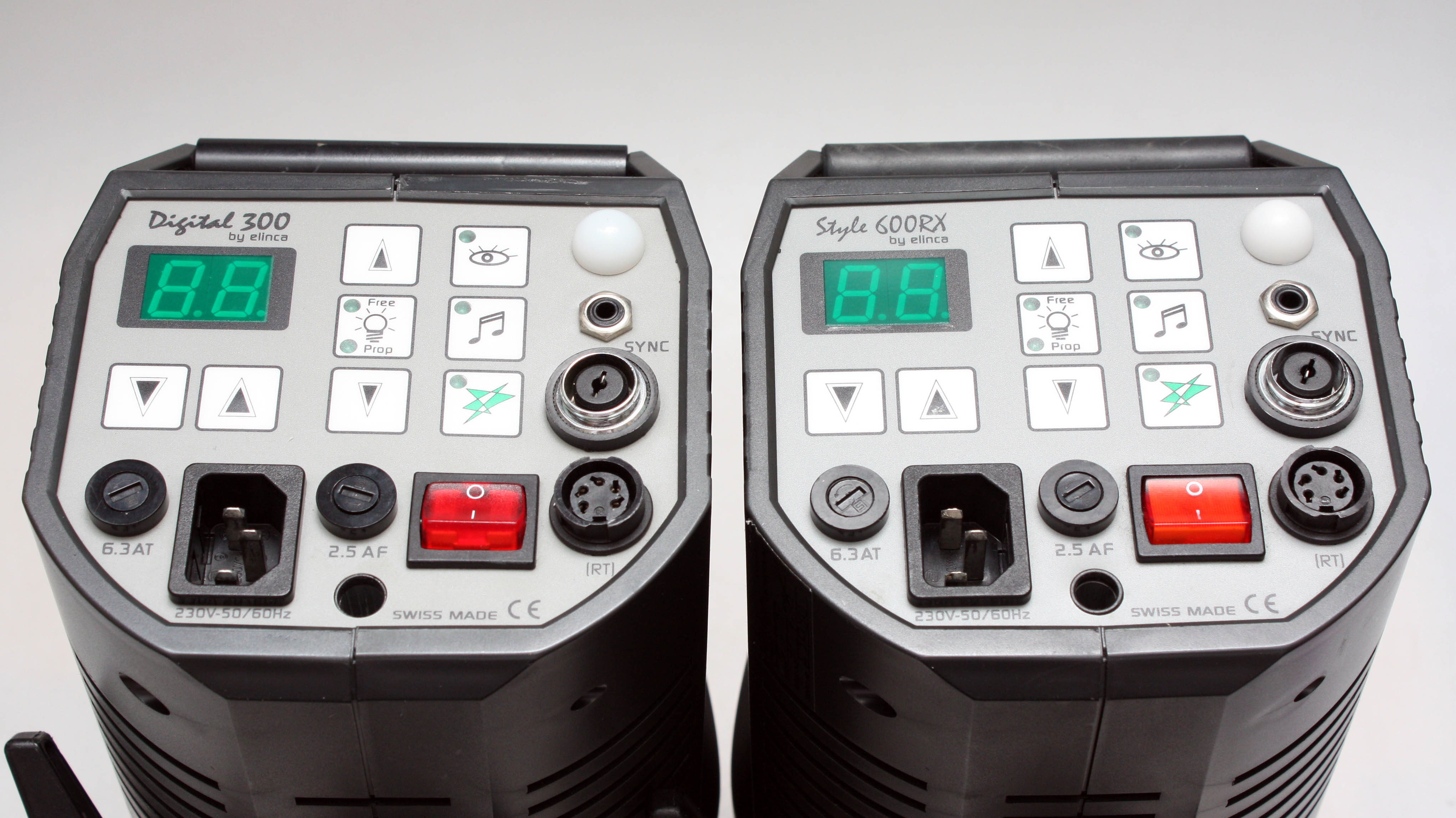 Elinchrom Style RX 300 & Style RX 600 Studio Flash 2-Head Set in Hard Case - Image 5