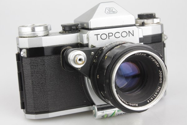 The first Topcon: 'R' 35mm SLR Camera Tokyo Kogaku +Topcor 58mm f/1.8