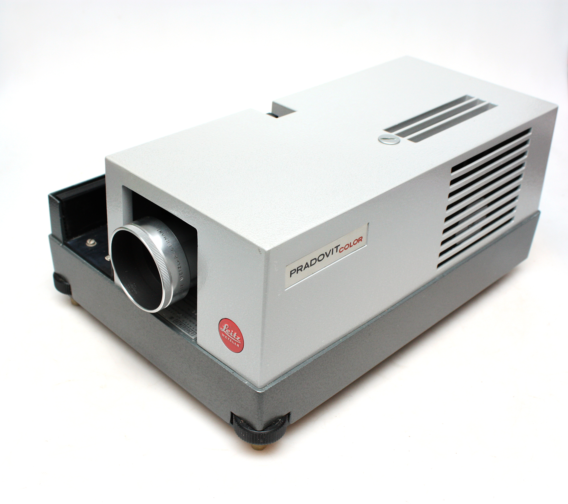 Leica Leitz Pradovit Color Slide Projector with Colorplan 90mm f2.5 lens - Image 3