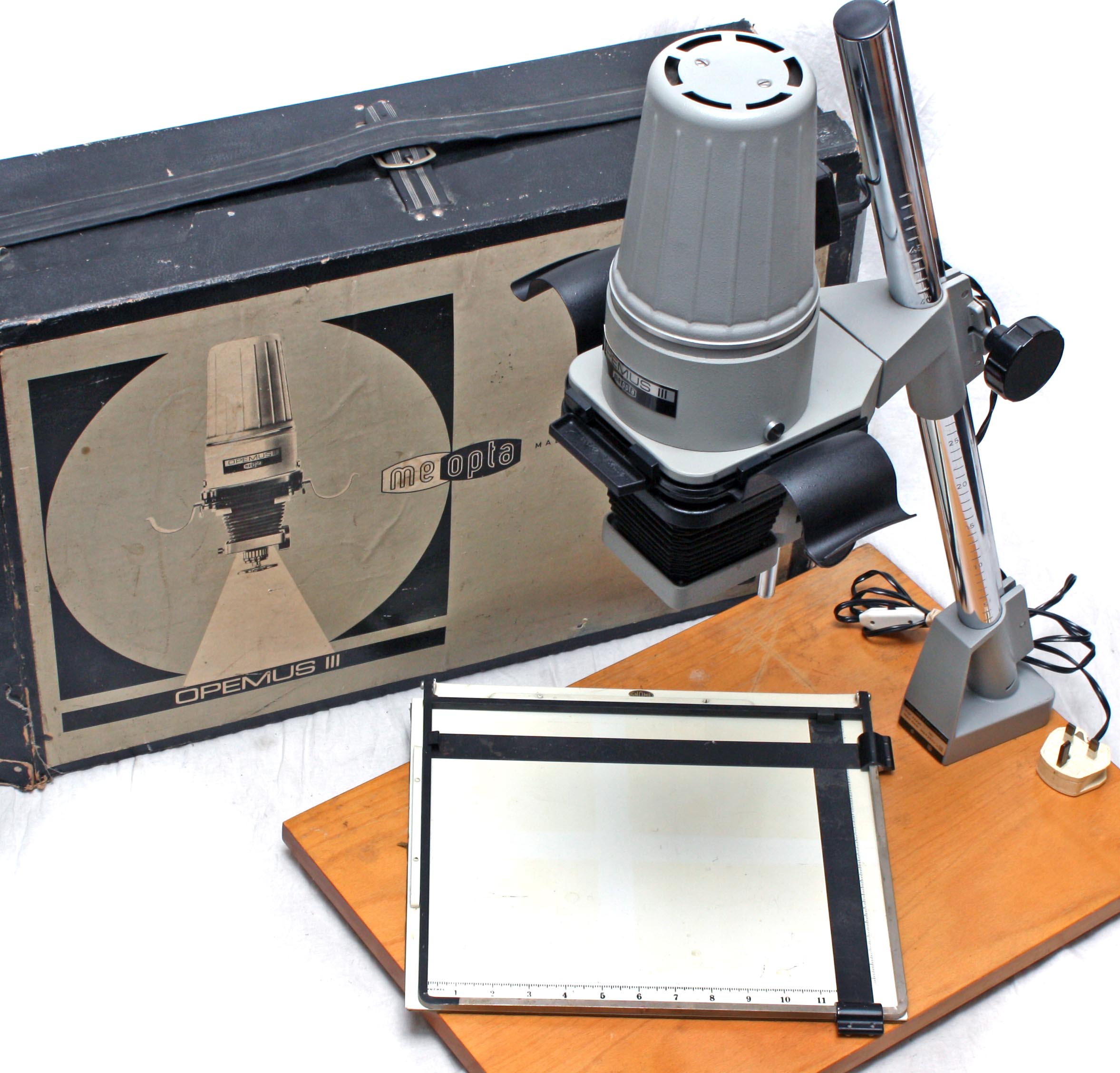 Meopta OPEMUS III Blanck and White ENLARGER 35mm film + Nikkor 50mm f4 Lens - Image 2