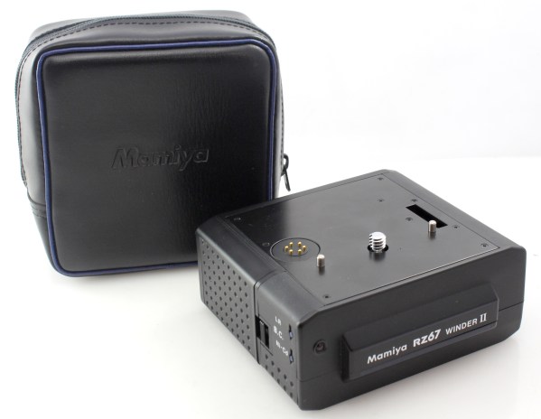 Mamiya RZ67 Winder II for Mamiya RZ67 - Excellent Condition W/ softcase