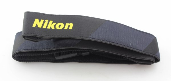 Genuine Nikon AN-DC29 Neckstrap for Z series - Excellent condition, appears unused
