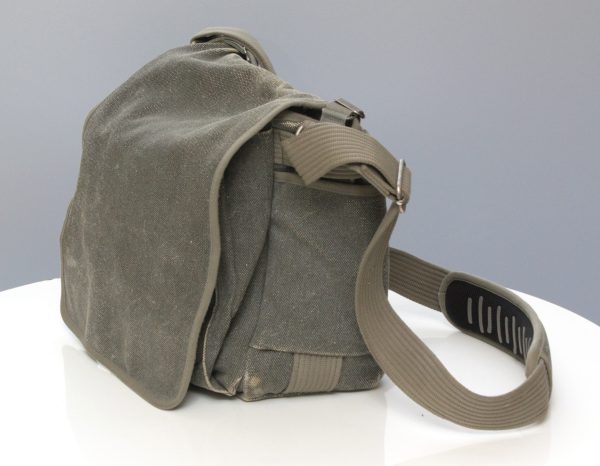 Thinktank Retrospective 20 Shoulder Bag / Bag