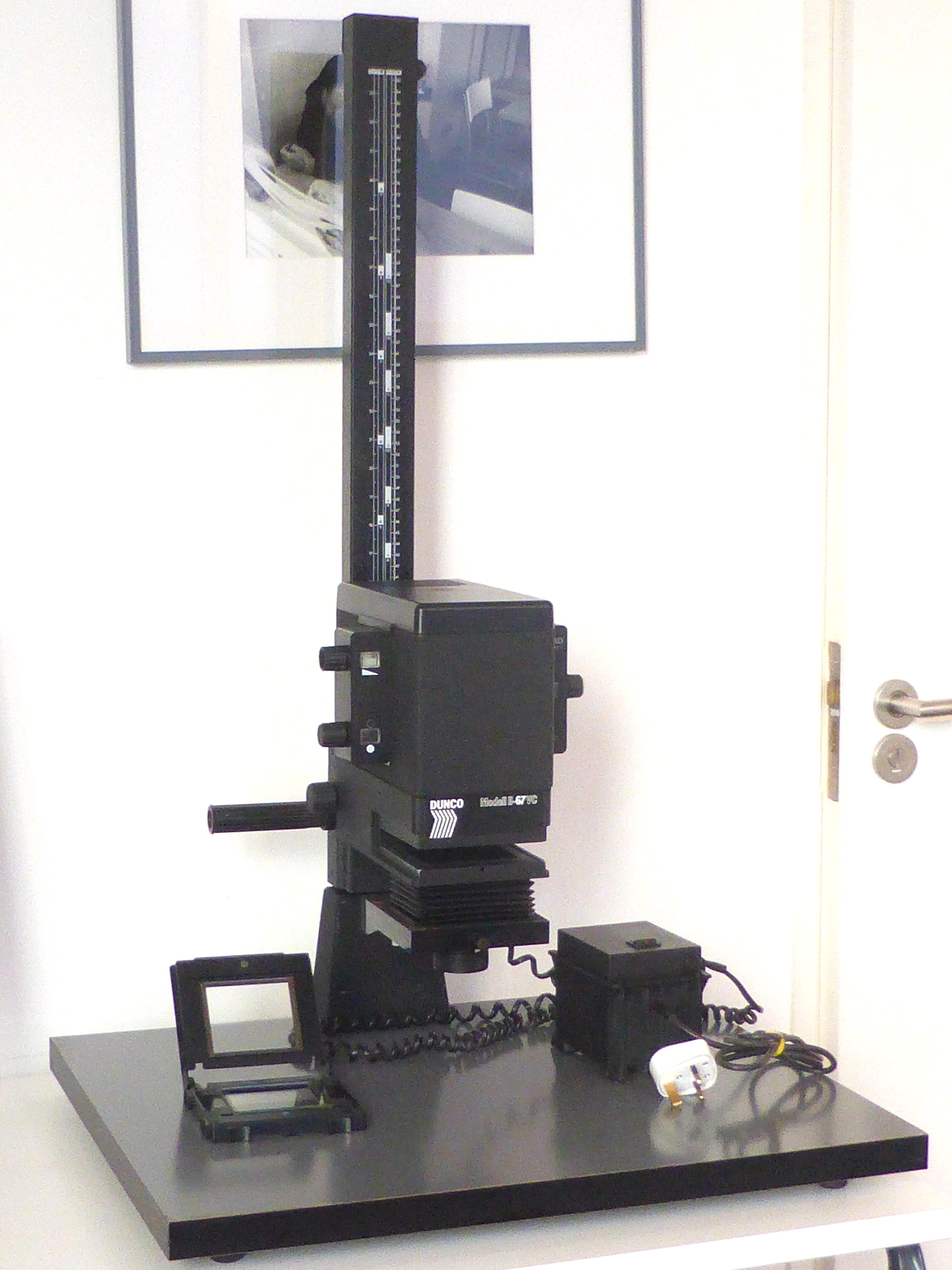 Dunco Model II-67 VC Multigrade Enlarger 35mm & 6x7, with 75mm Schneider Componar Lens