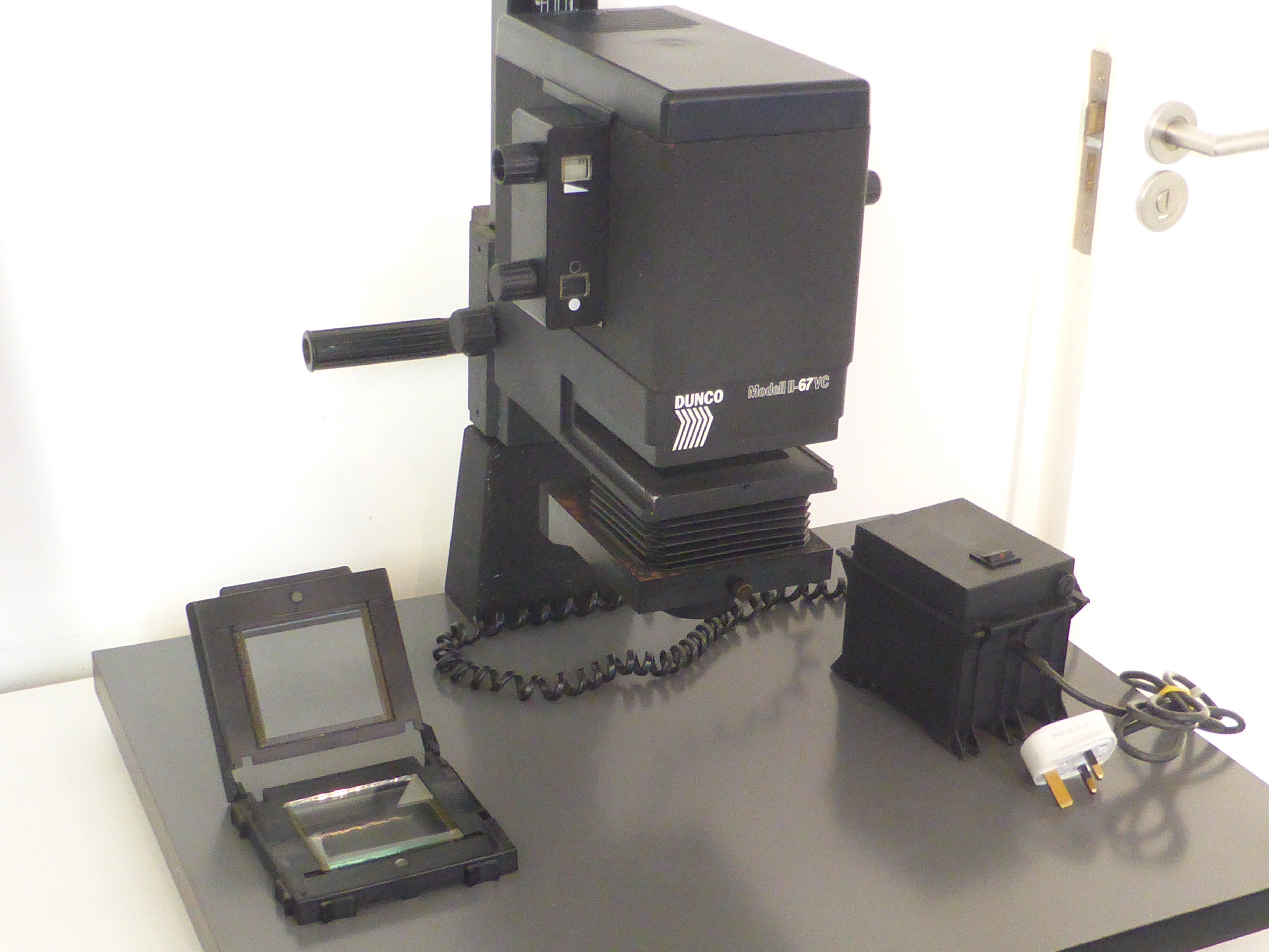Dunco Model II-67 VC Multigrade Enlarger 35mm & 6x7, with 75mm Schneider Componar Lens - Image 2