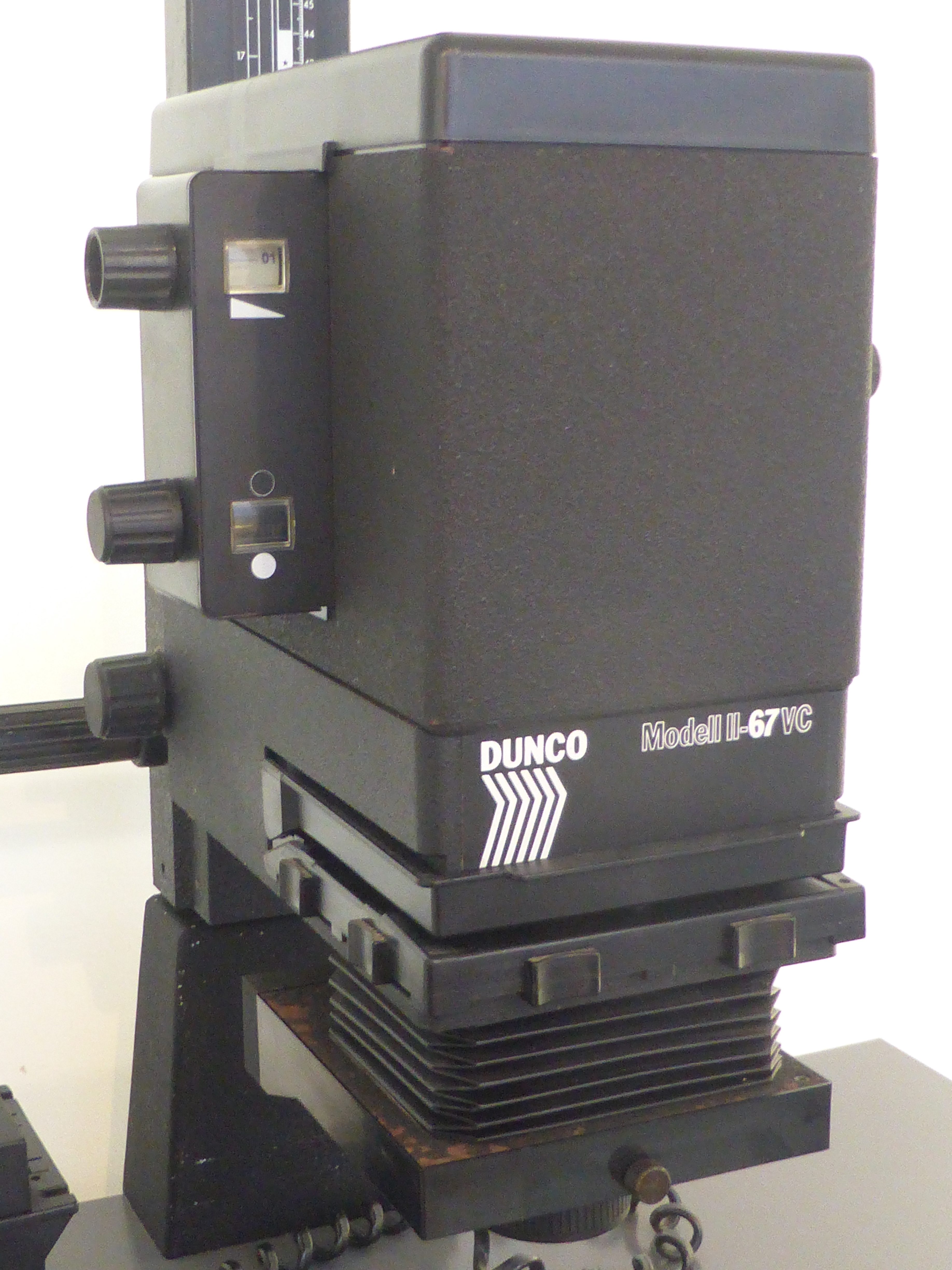 Dunco Model II-67 VC Multigrade Enlarger 35mm & 6x7, with 75mm Schneider Componar Lens - Image 5