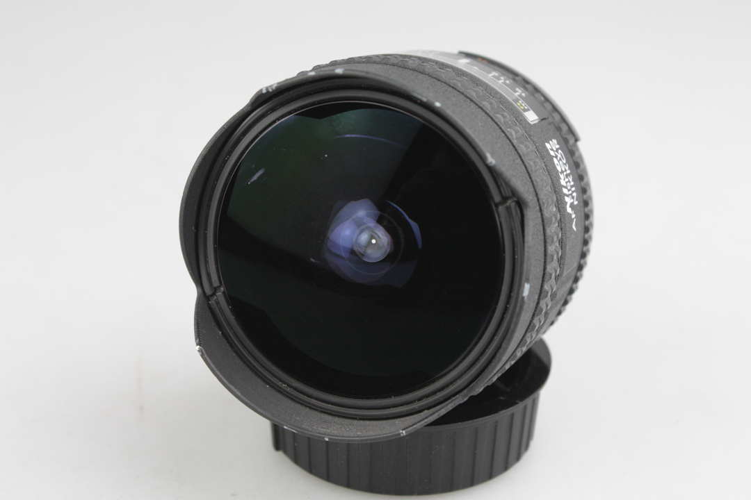 Nikon AF Nikkor 16mm f/2.8 D Fisheye Lens – with Caps & Filter – F