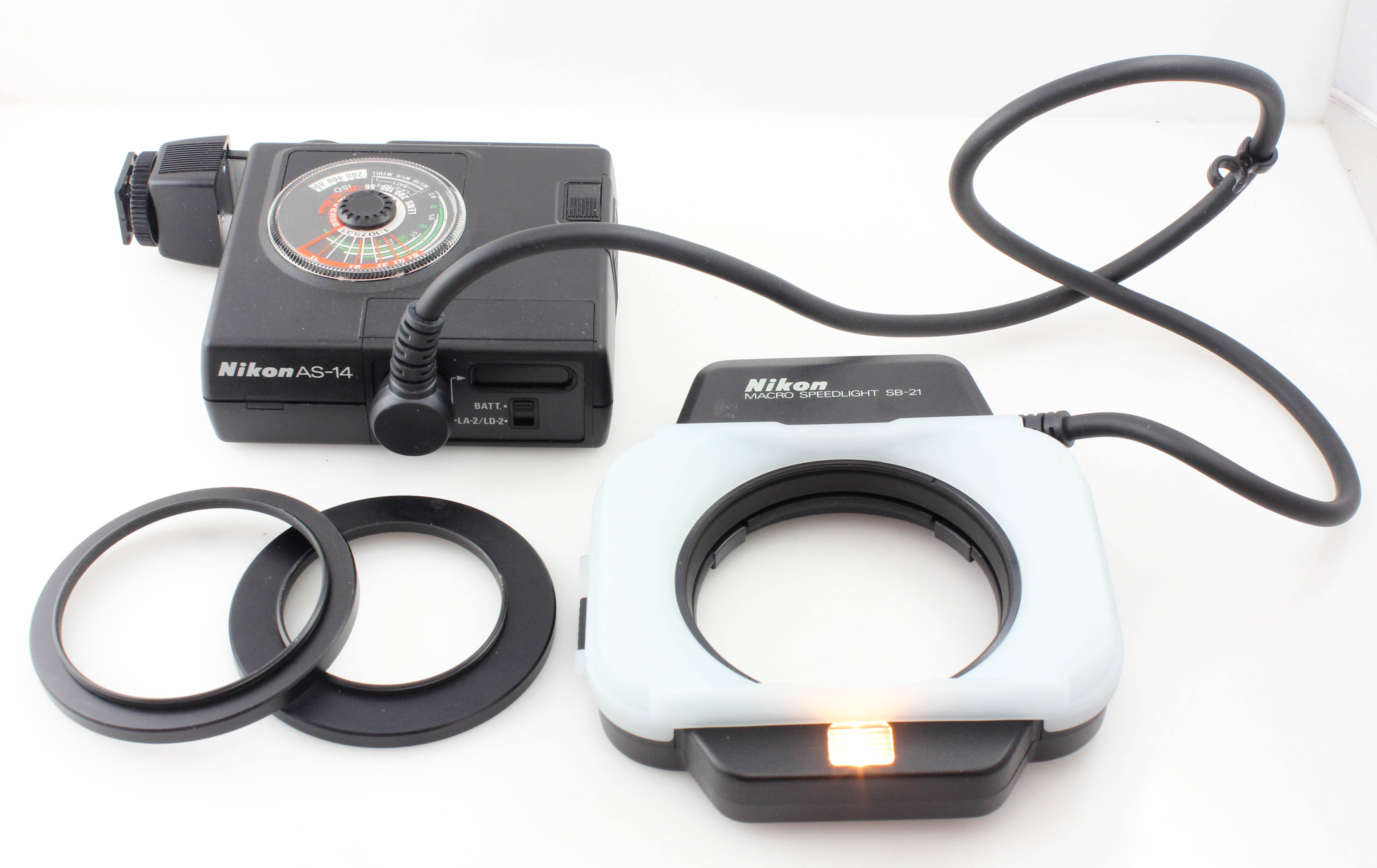 Nikon SB-21 Macro Speedlight Ringflash w/ AS-14 Controller & Mounting rings