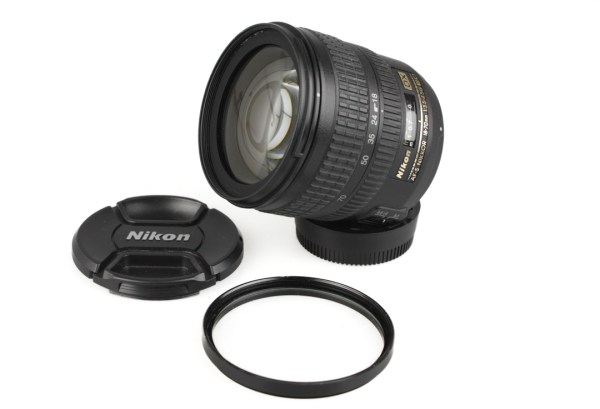 Nikon DX AF-S 18-70mm f/3.5-4.5 ED Zoom Lens, with Caps & Hood - Nikon F Mount