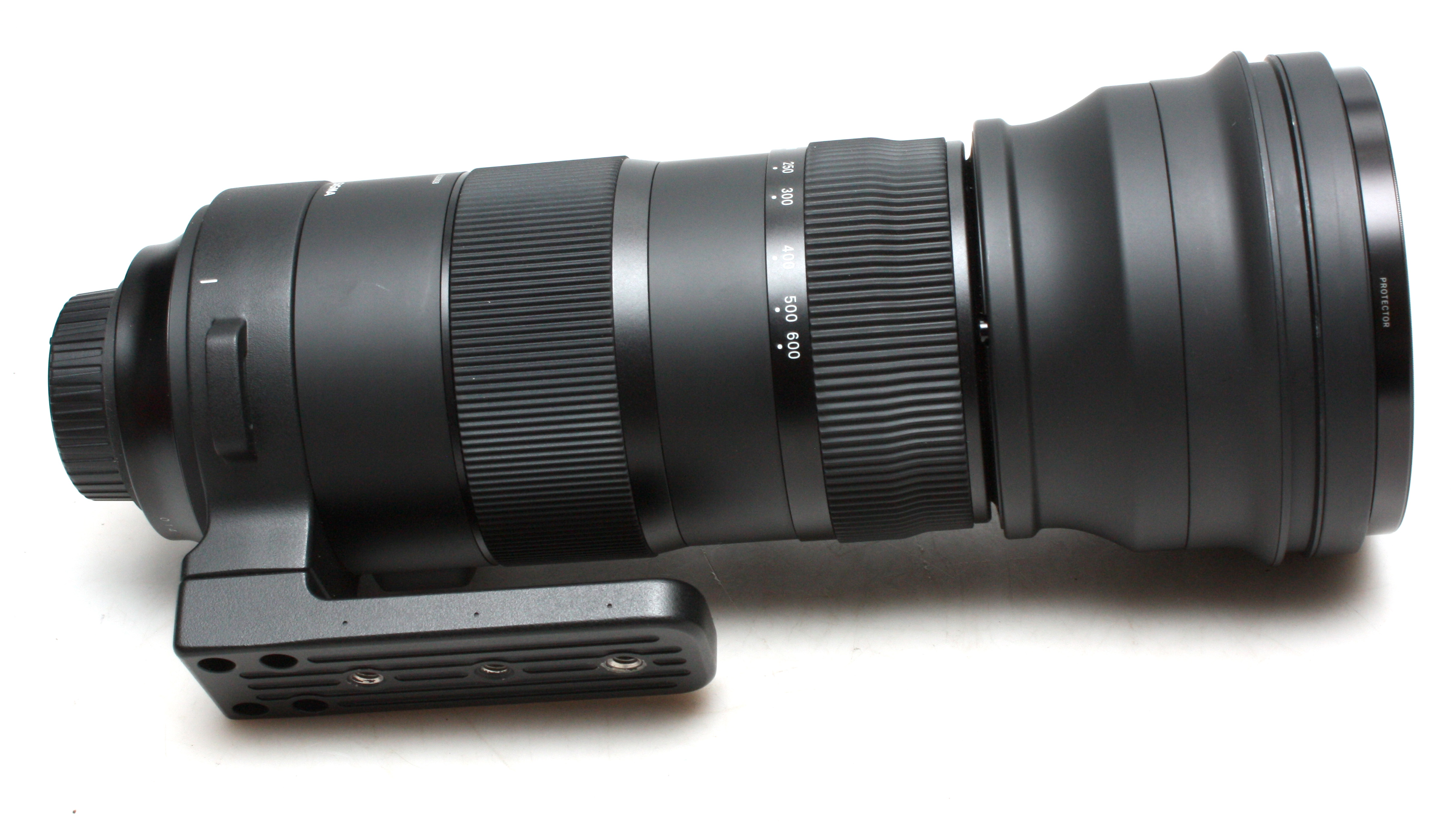 Boxed Sigma 150-600mm f/5-6.3 DG OS HSM 'Sports' Zoom Lens - Nikon F Mount - Excellent Condition - Image 4