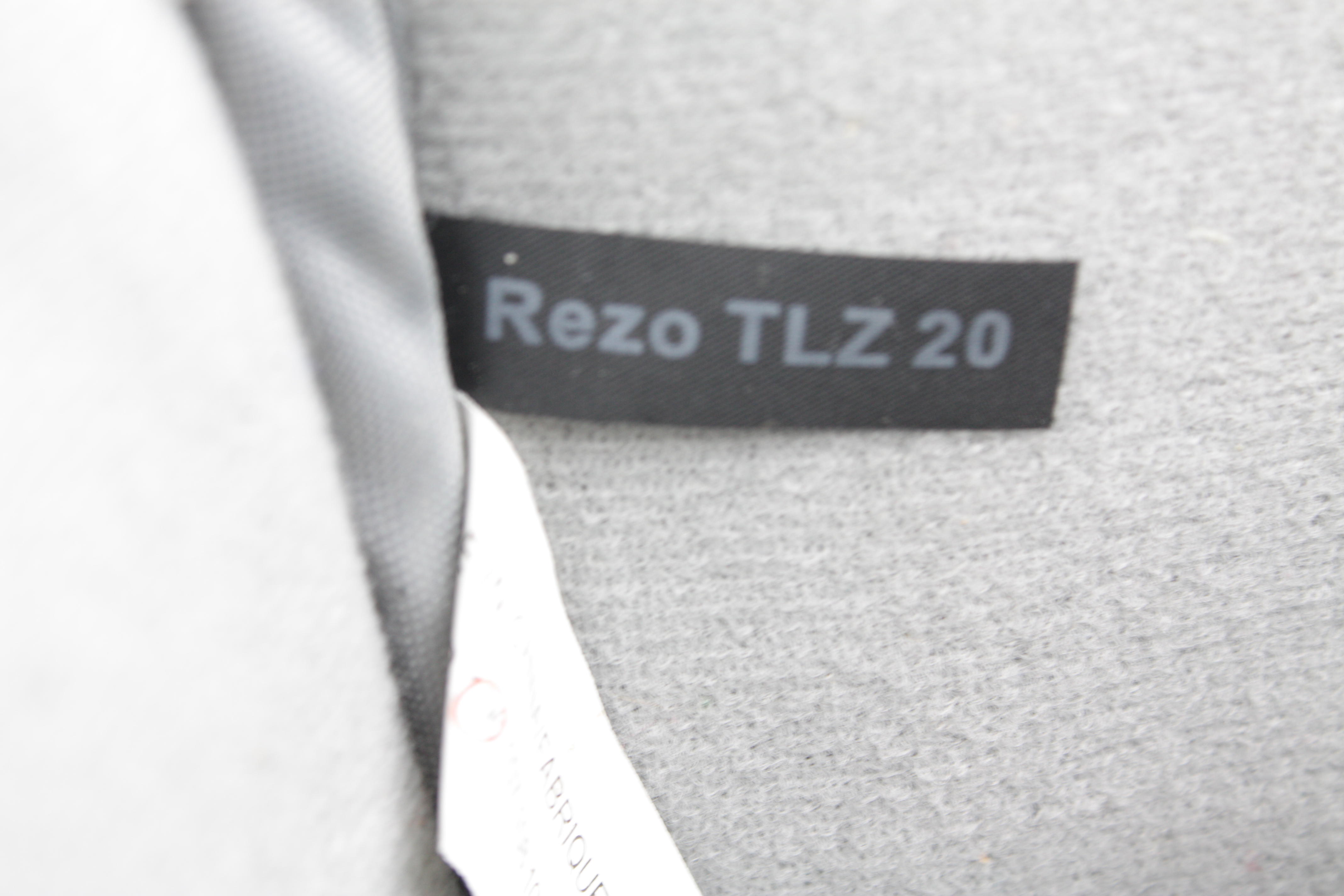 Pentax K-5 II Weather-sealed 16mp APS-C DSLR Camera + 50mm f/1.7 AF Lens - Image 15