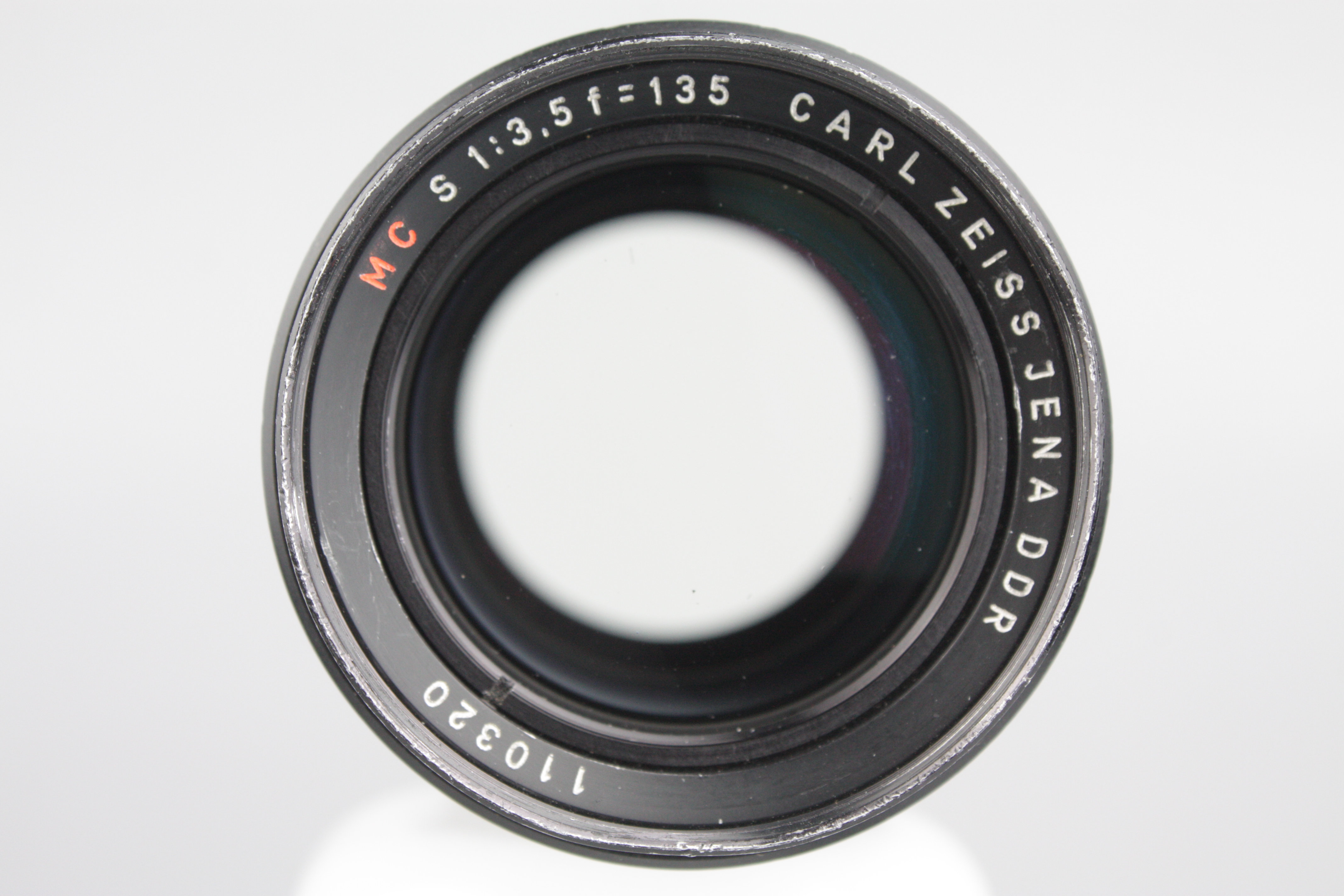 Carl Zeiss Sonnar S 135mm f/3.5 MC Lens, Filter & Caps - M42 / 42mm Mount - Image 6