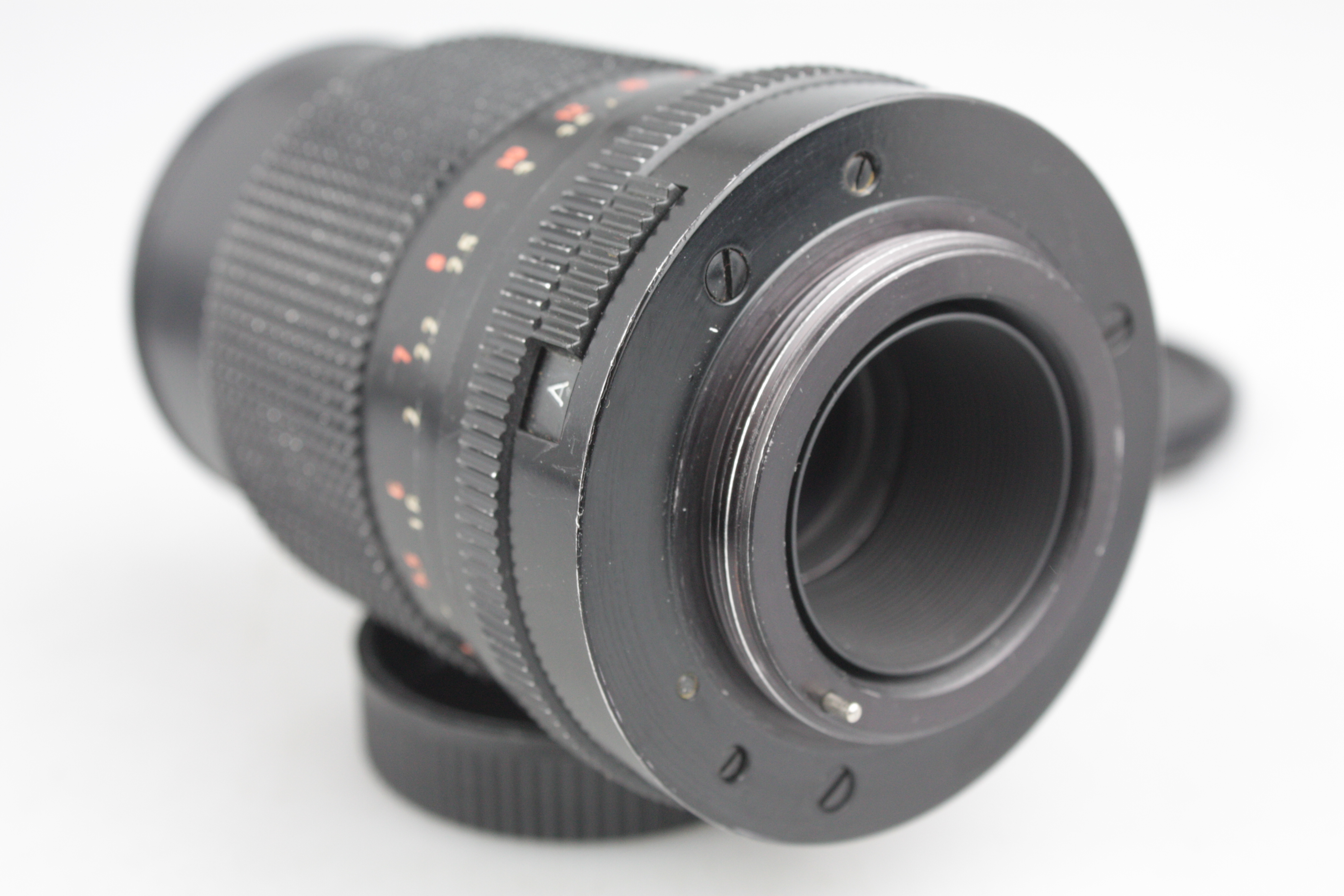 Carl Zeiss Sonnar S 135mm f/3.5 MC Lens, Filter & Caps - M42 / 42mm Mount - Image 2