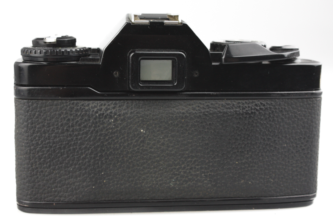 Ricoh KR-10 Super 35mm SLR Camera, with 55mm f/2.2 XR Riconar Prime Lens - Image 4