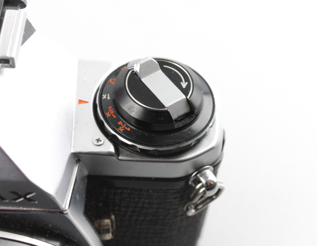 Pentax ME 35mm Film SLR Camera SMC Cosinon 135mm f3.5 Lens - Image 9