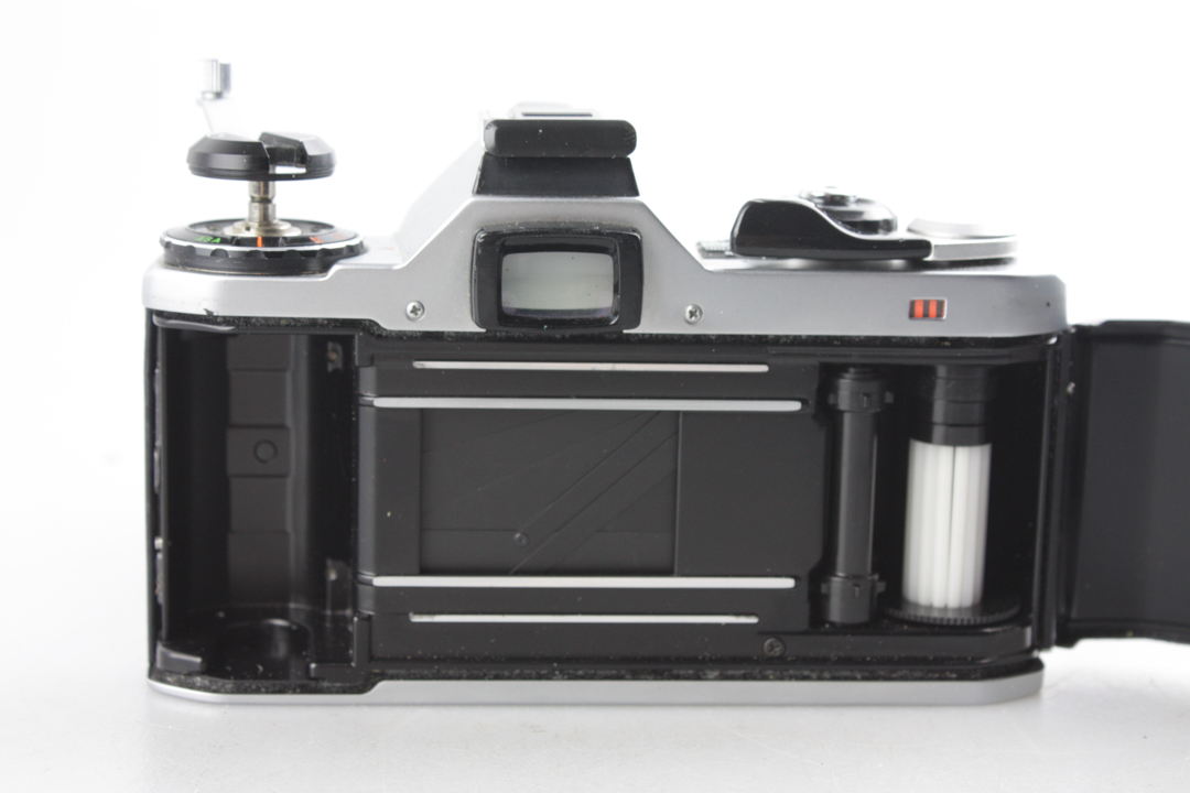 Pentax ME 35mm Film SLR Camera SMC Cosinon 135mm f3.5 Lens - Image 10