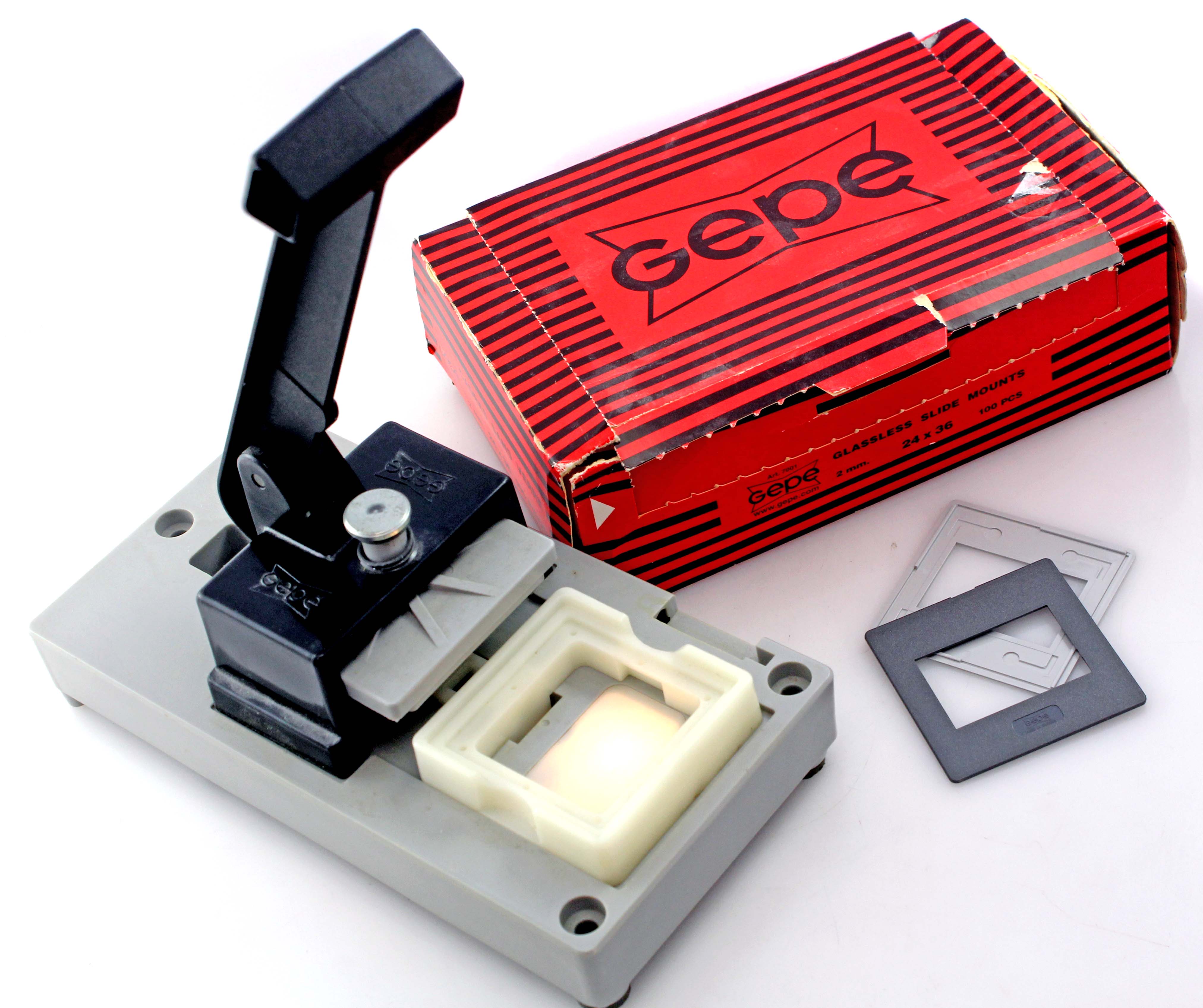 Gepe Camera GePe Mounting Press with 50+ 5×5 35mm film 24×36 Glassless Slide Mounts ...