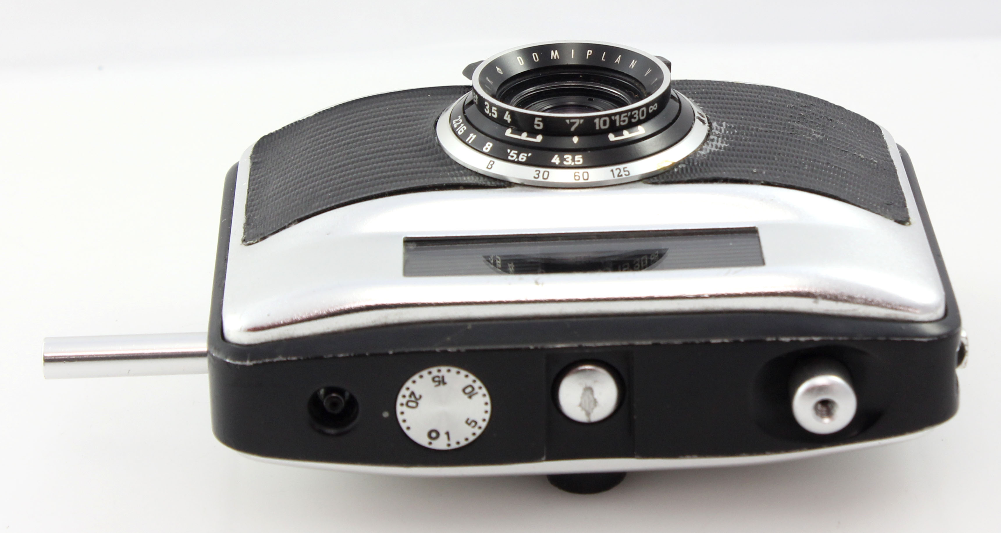 Pentacon Penti I Half Frame Compact Camera 30mm f3.5 lens W/ Rapid E cassette - Image 5