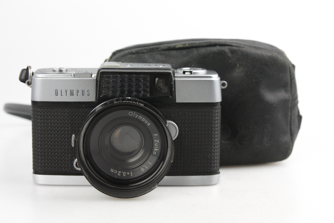Olympus PEN-D Half-Frame 35mm Film Camera w/ Zuiko 32mm f1.9 Lens